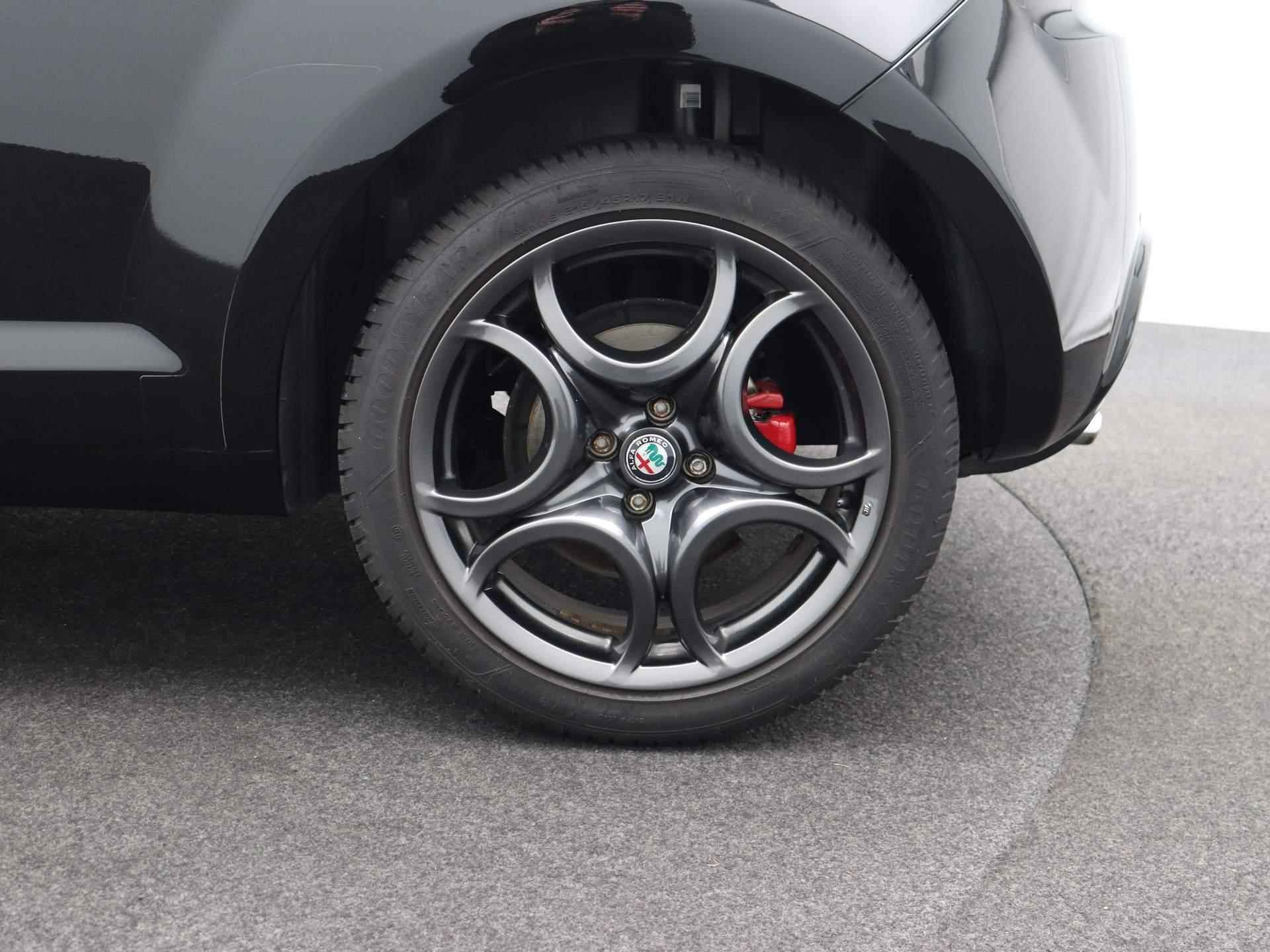 Alfa Romeo MiTo 0.9 TwinAir Urban | Climate control | Navigatie | 17" Lichtmetalen velgen - 14/27