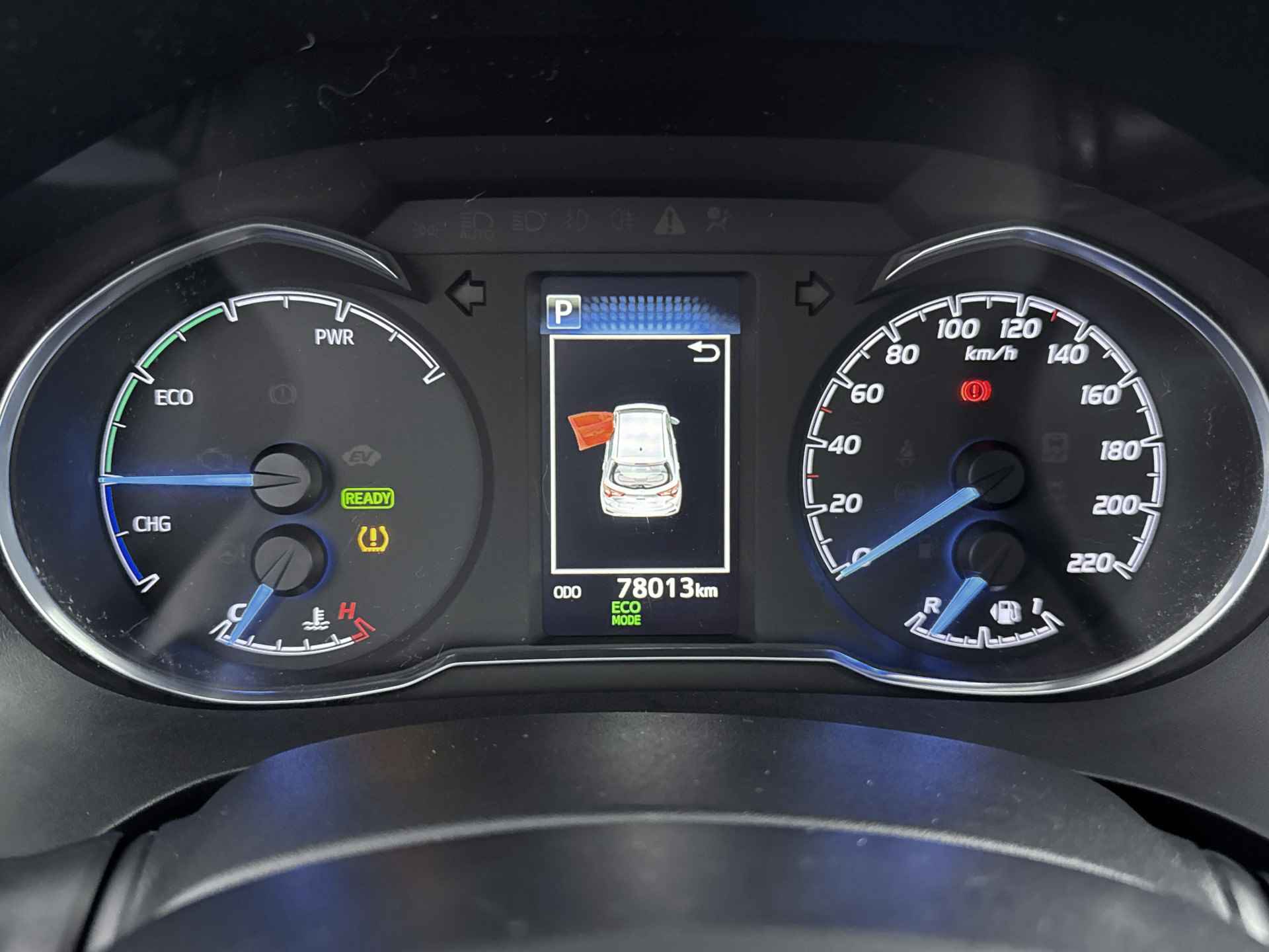 Toyota Yaris 1.5 Hybrid Executive Limited | Licht- Regensensor | Lichtmetalen velgen | Navigatiesysteem | Cruise Control | - 7/41