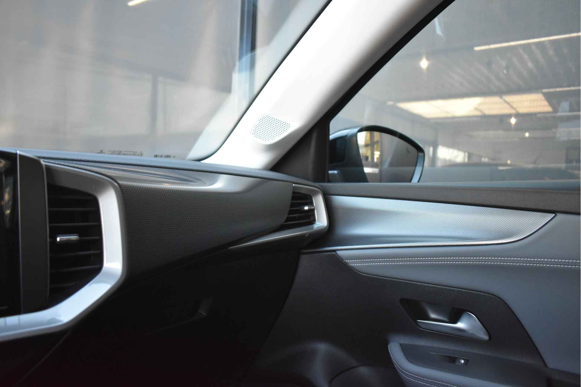 Opel Mokka 1.2 Turbo Elegance 130pk 8-traps Automaat | Navigatie Pro | Climate Control | Full-LED | Achteruitrijcamera | Stuurverwarming | - 31/40