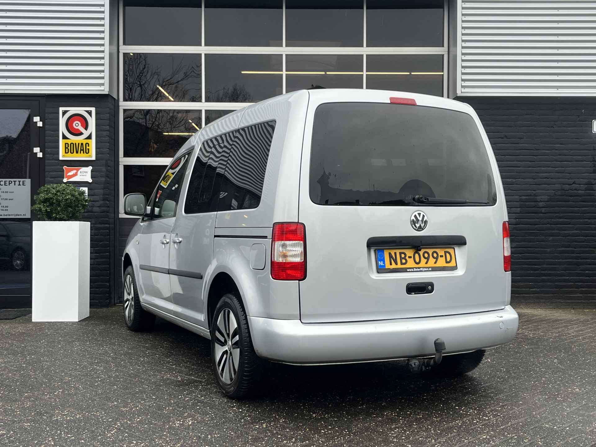 Volkswagen Caddy 1.6 Optive Comfort 5p. Airco, Bluetooth, Camera, Trekhaak, Leder - 14/20