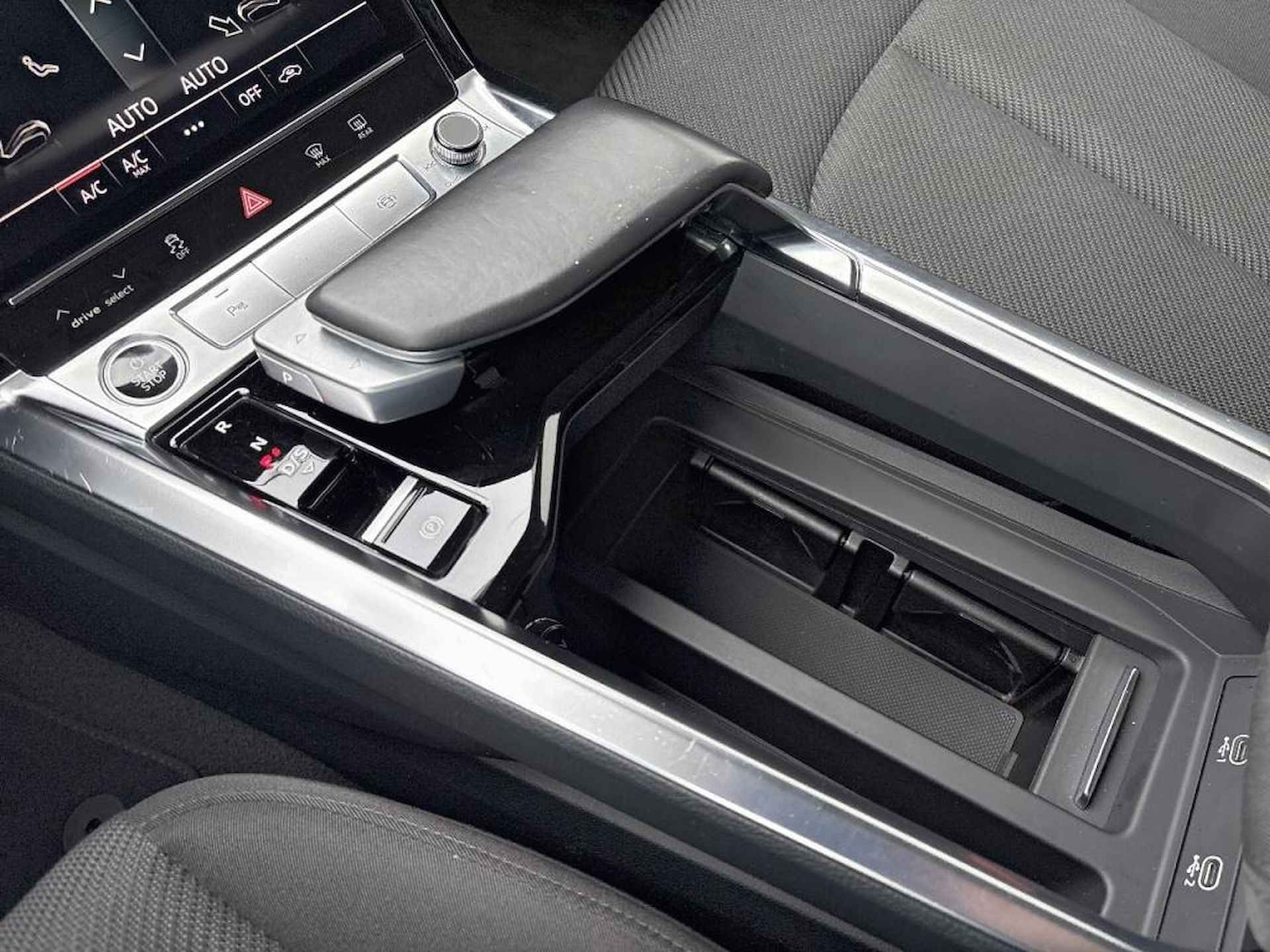 Audi e-tron Sportback 50 quattro ECC LMV NAVIGATIE - 41/43