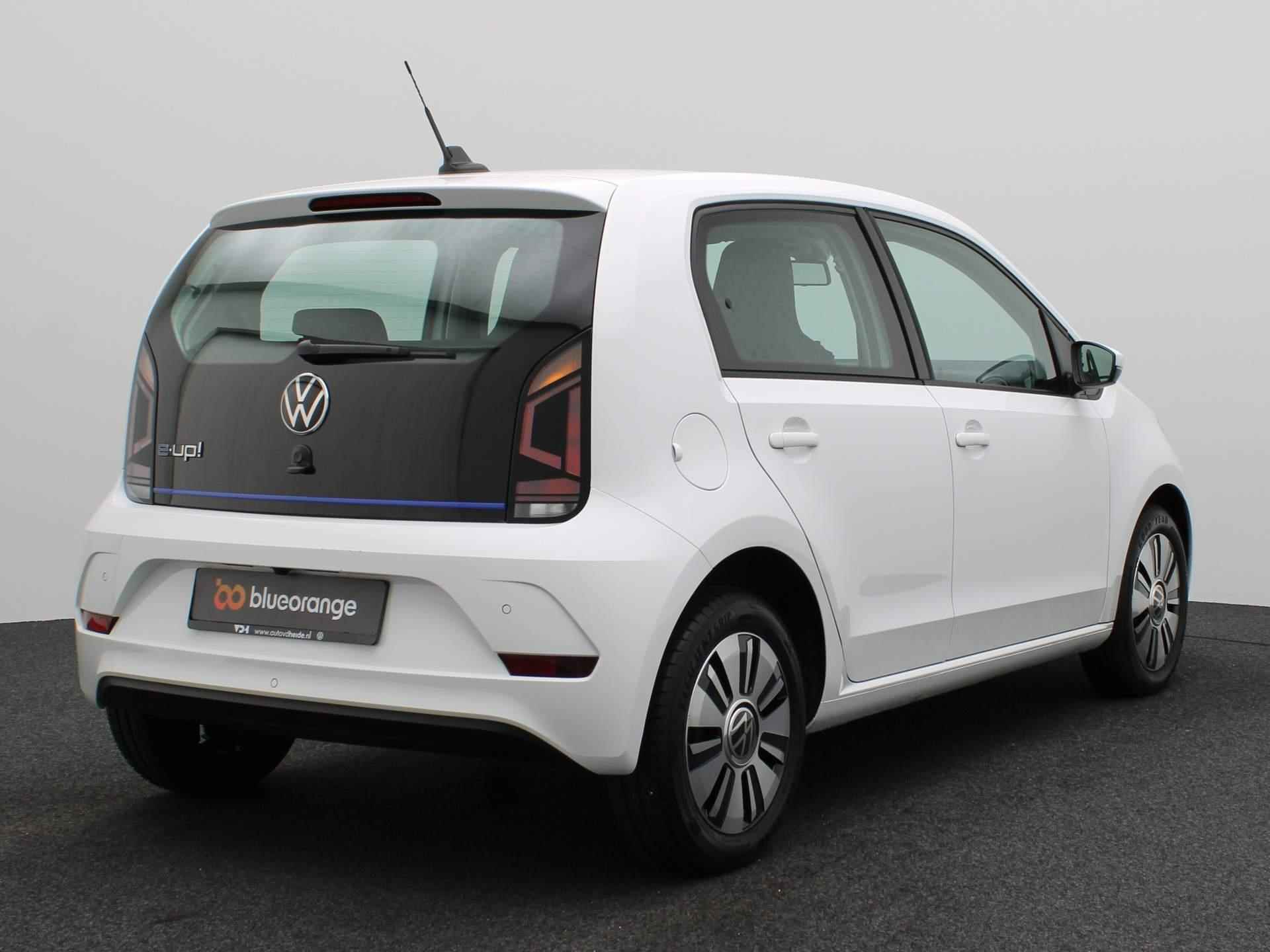 Volkswagen e-Up! Style 83PK CCS, achteruitrijcamera, cruise control, voorruit/stoelverwarming, parkeerhulp achter, 15'' lichtmetaal - 3/40