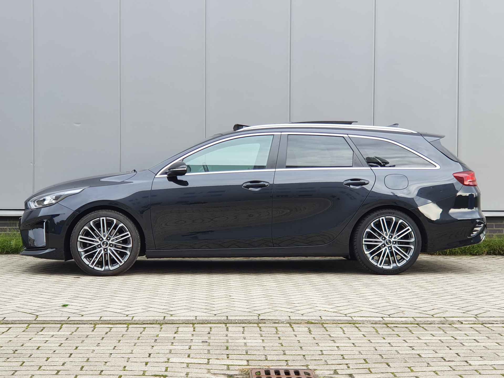 Kia Ceed Sportswagon 1.4 T-GDi GT-PlusLine | Panoramadak | Elek. Stoelen | Cruise Control | Stoelverwarming - 20/42