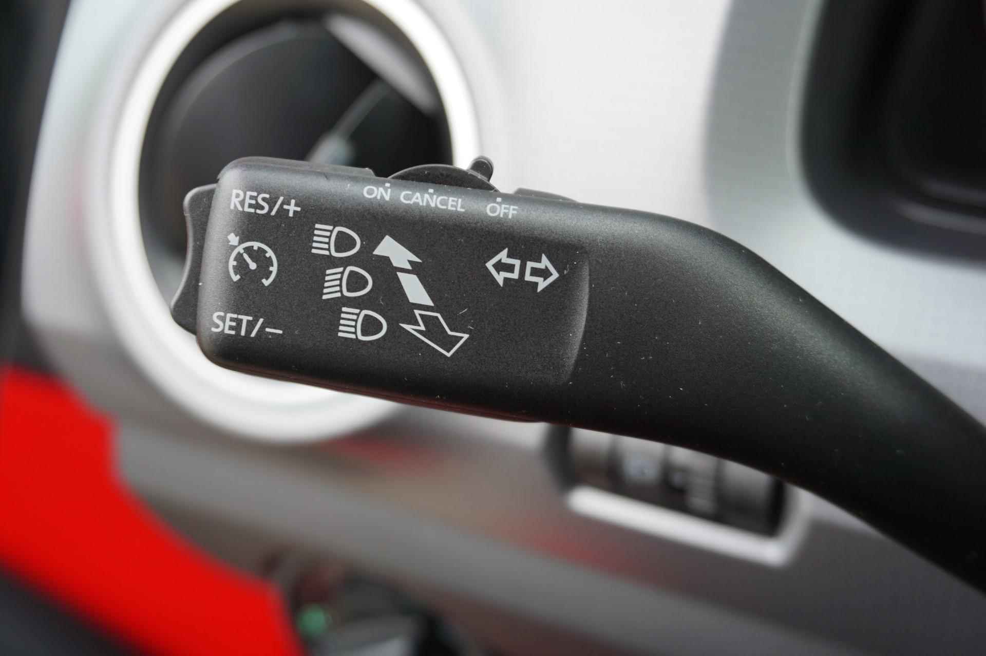 Skoda Citigo e-iV 82pk EV Style | Parkeersensoren Achter | Stoelverwarming | Bluetooth - 22/49