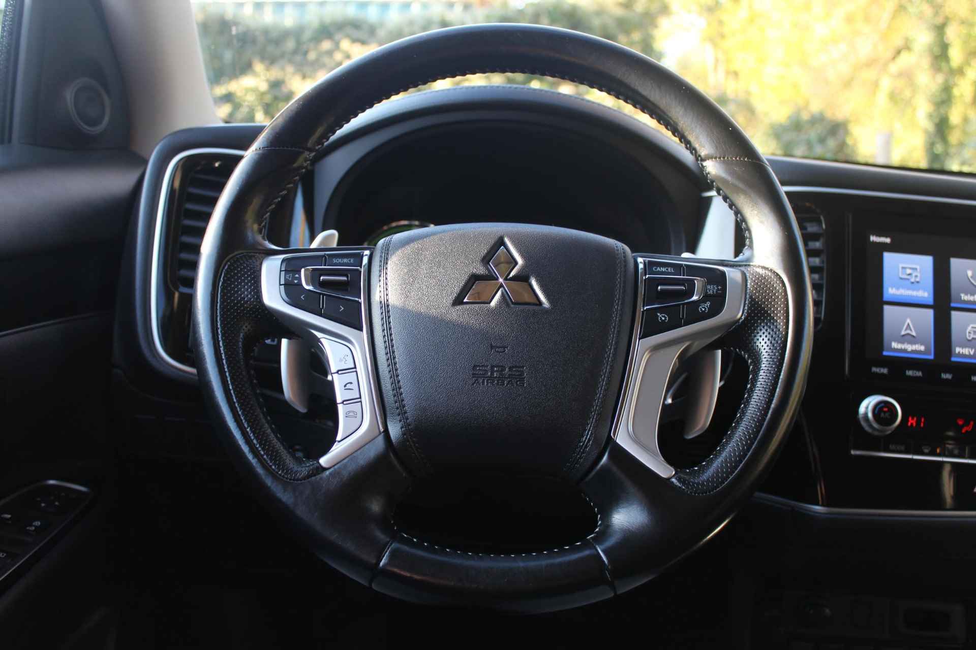 Mitsubishi Outlander 2.4 PHEV Intense+ - 11/17