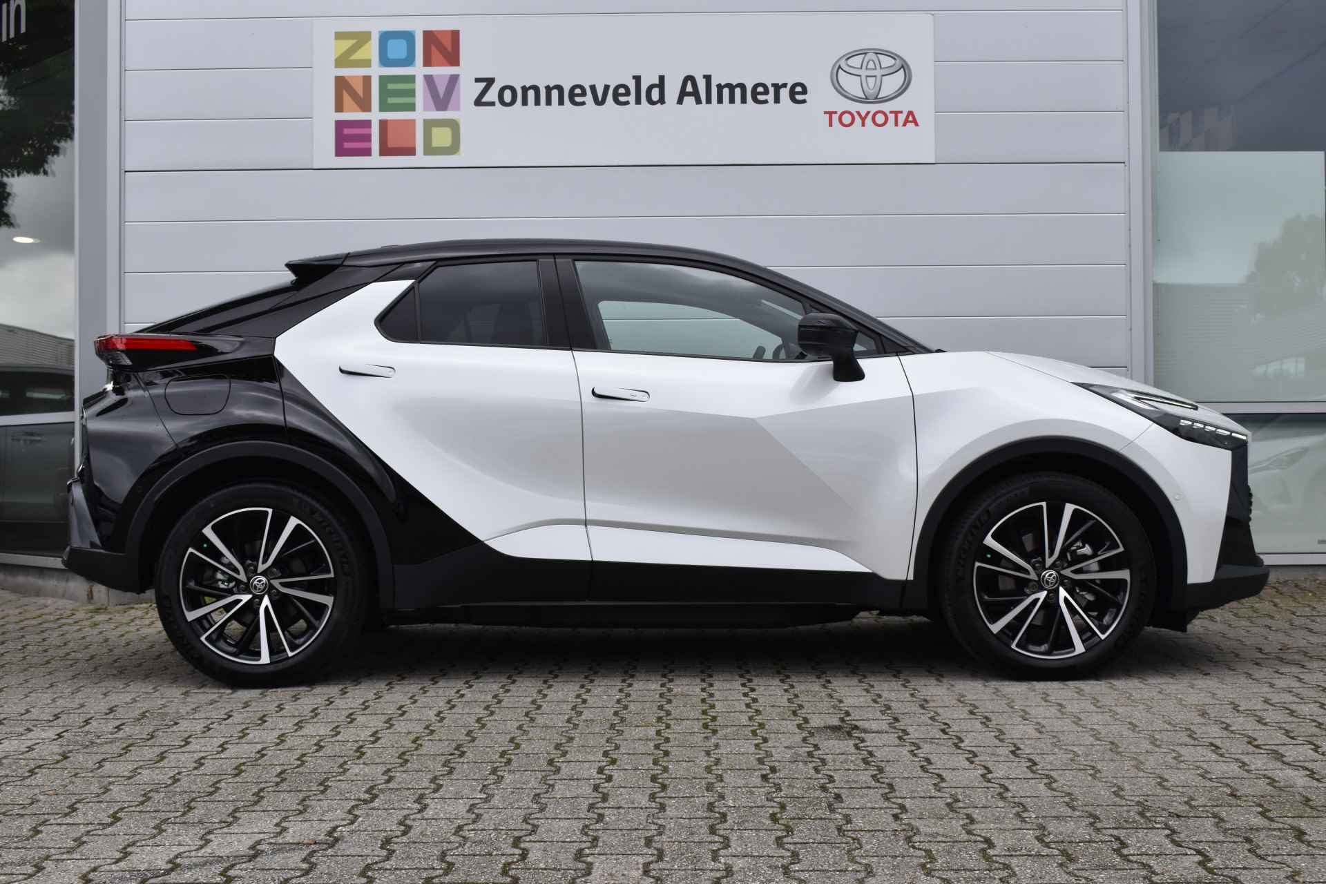 Toyota C-HR 2.0 Plug-in Hybrid 220 Première Edition - 10/43