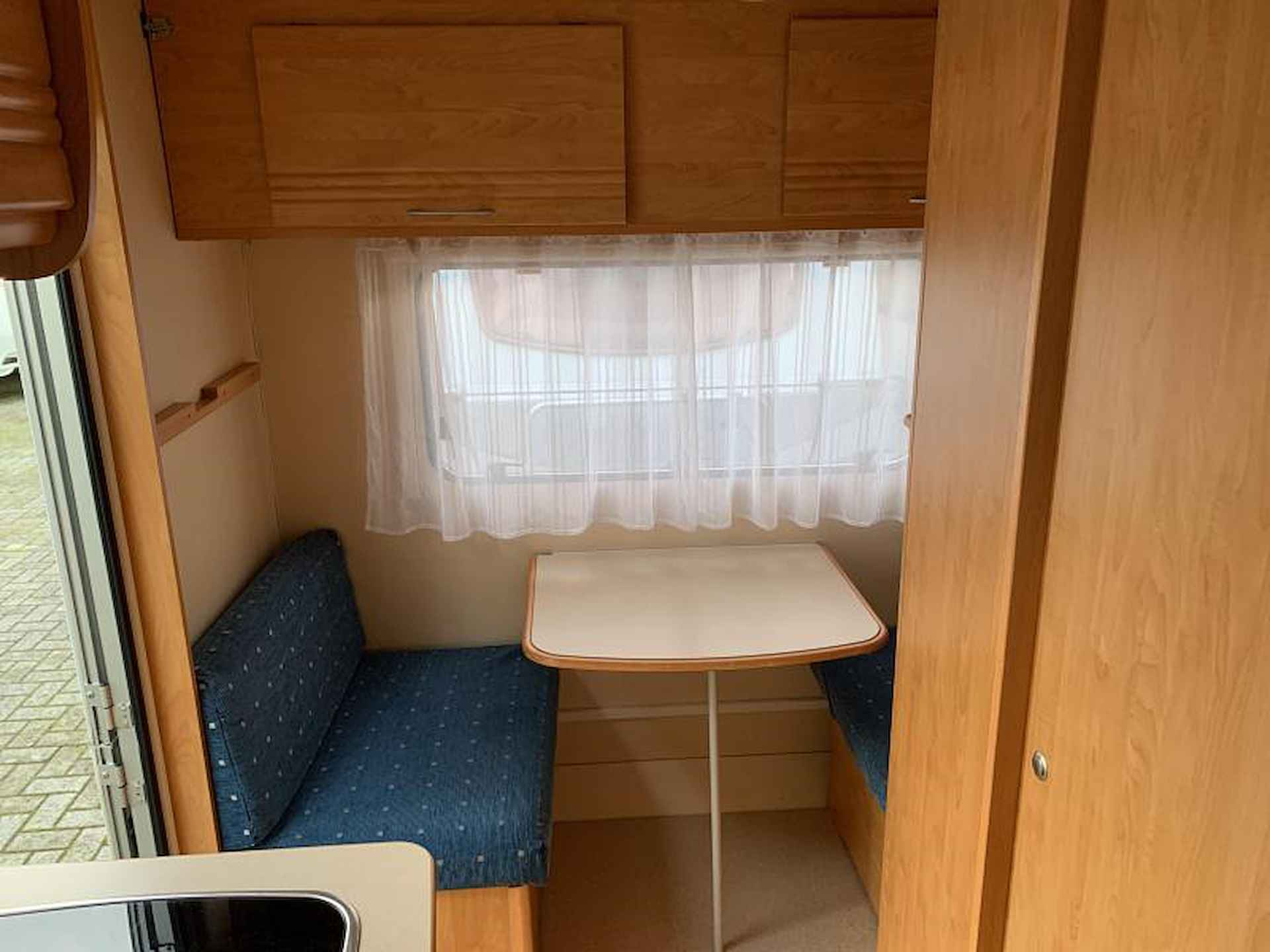 Caravelair Antares Luxe 375 Voortent/Reservewiel - 6/10