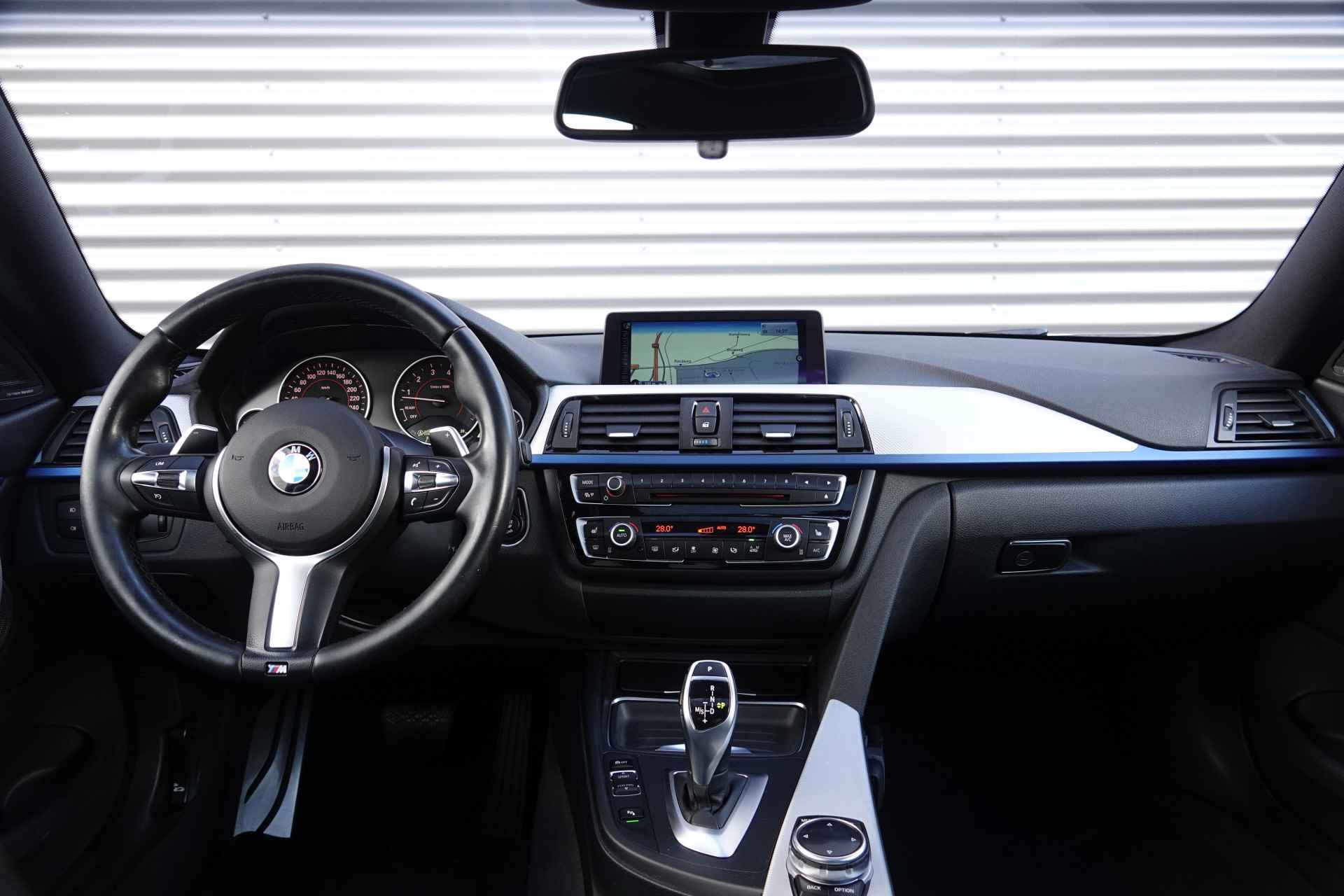 BMW 4 Serie Coupé 435i High Executive M-Sport | Schuifdak | H & K | Leder | Memory | - 11/31