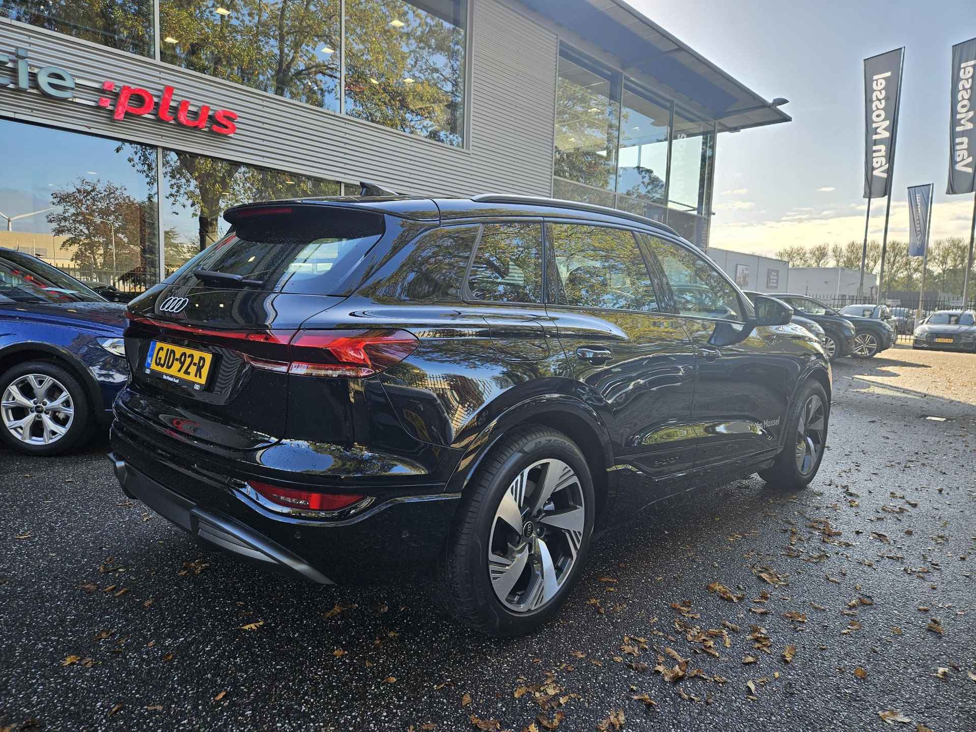 Audi Q6 e-tron Advanced edition 100 kWh | Navigatie | Camera | Adaptive Cruise Control | Climate Control | Stoelverwarming | Lederen - kunstlederen stoelen | Virtual Cockpit | LED | Lichtmetalen velgen | Warmtepomp | Sportstoelen | MMI bijrijdersscherm | - 6/12