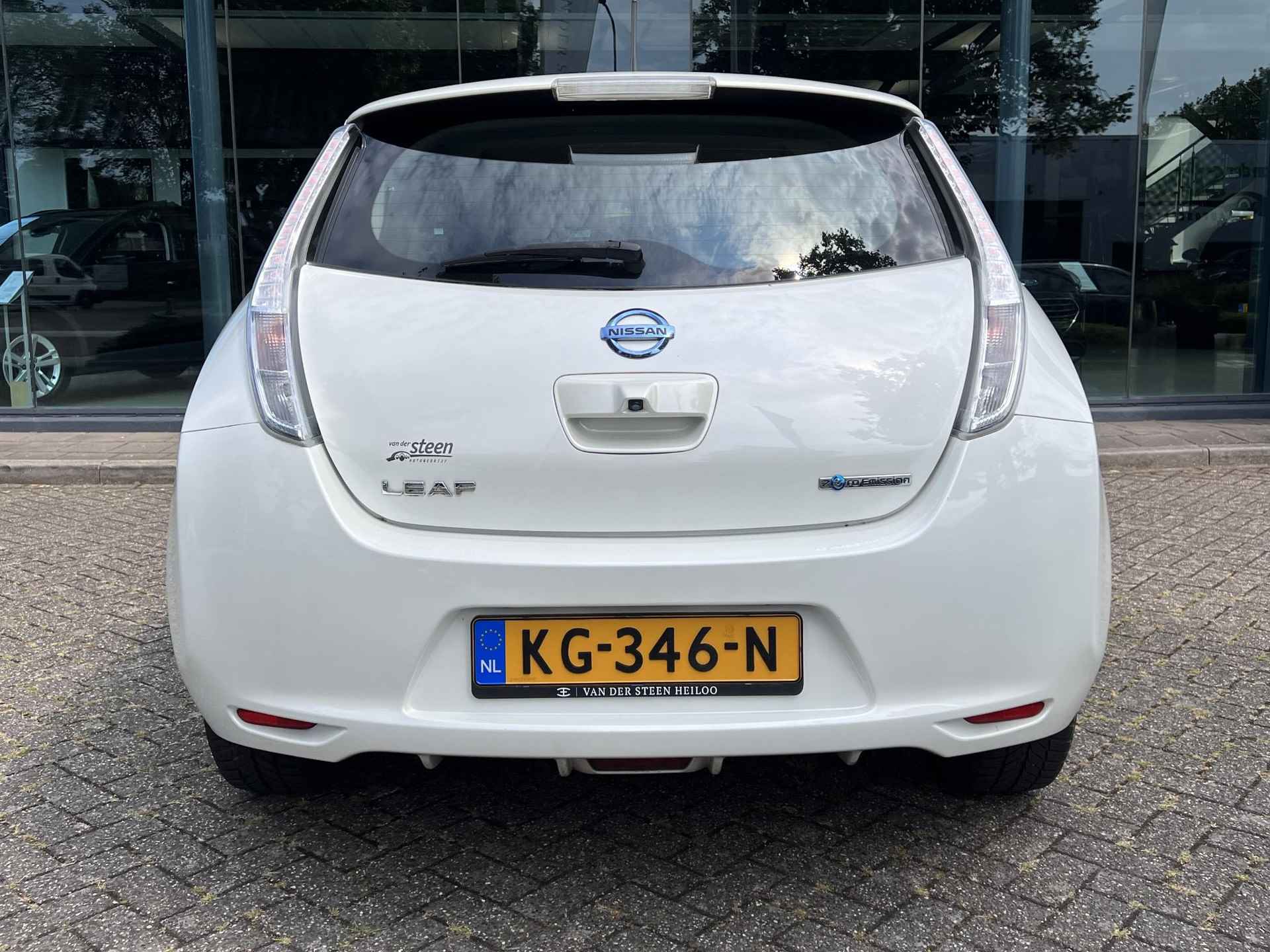 Nissan LEAF Acenta 24 kWh Achteruitrijcamera | Navigatie - 8/19