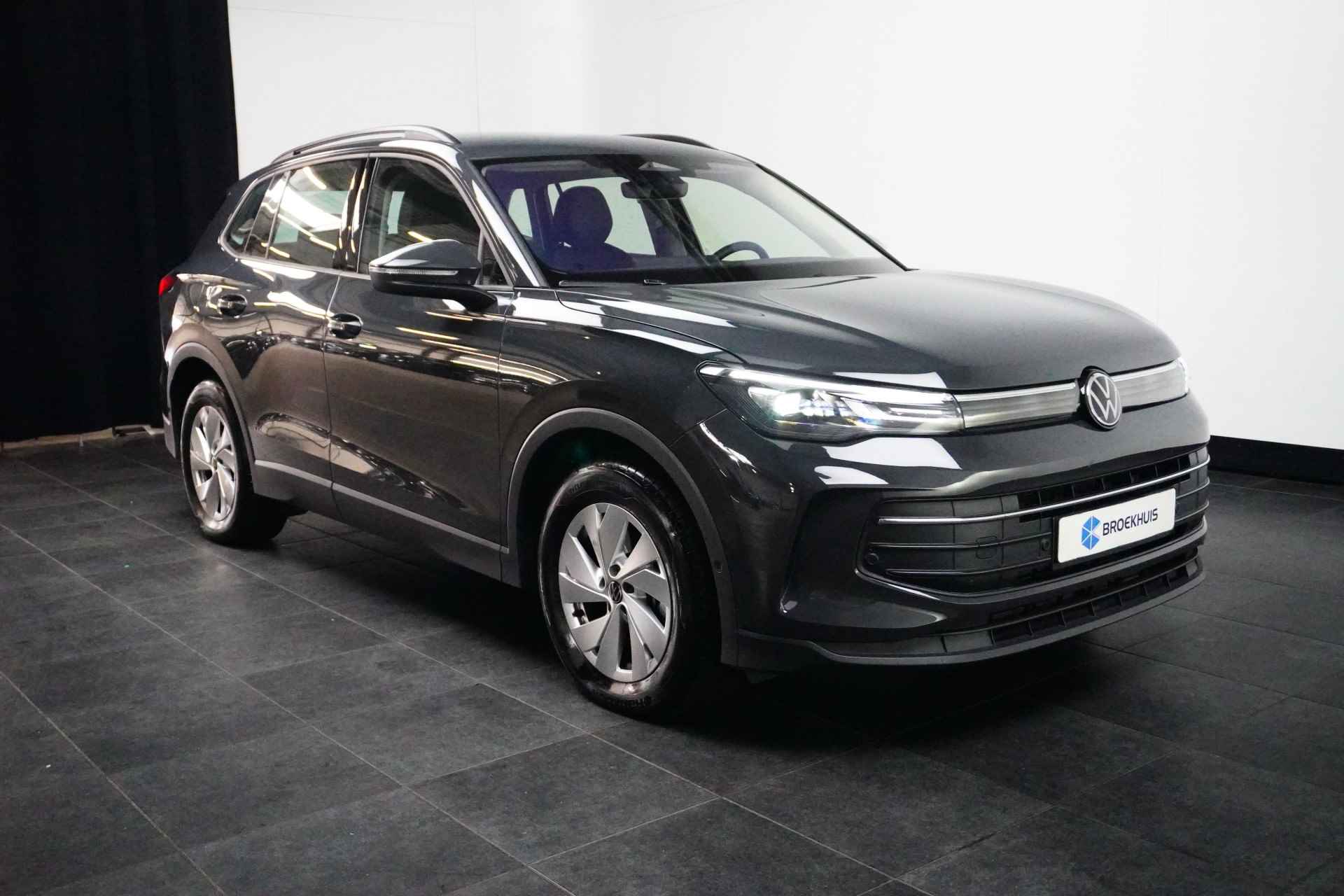 Volkswagen Tiguan 1.5 eTSI 150PK DSG | Trekhaak | Dodehoek detectie | Carplay / Android Auto | Stoelverwarming | - 4/26