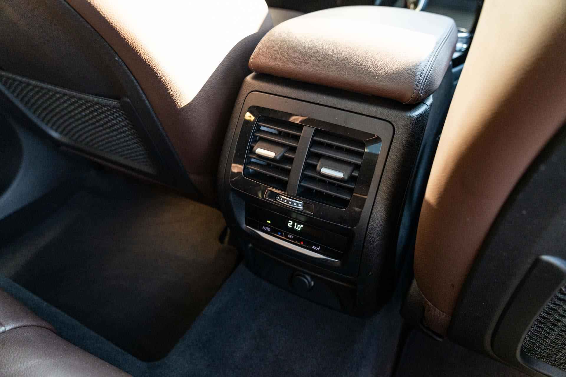 BMW X3 sDrive20i 170pk AUT Launch Edition High Executive | Panoramadak | Head-up Display | Navigatie - 31/56