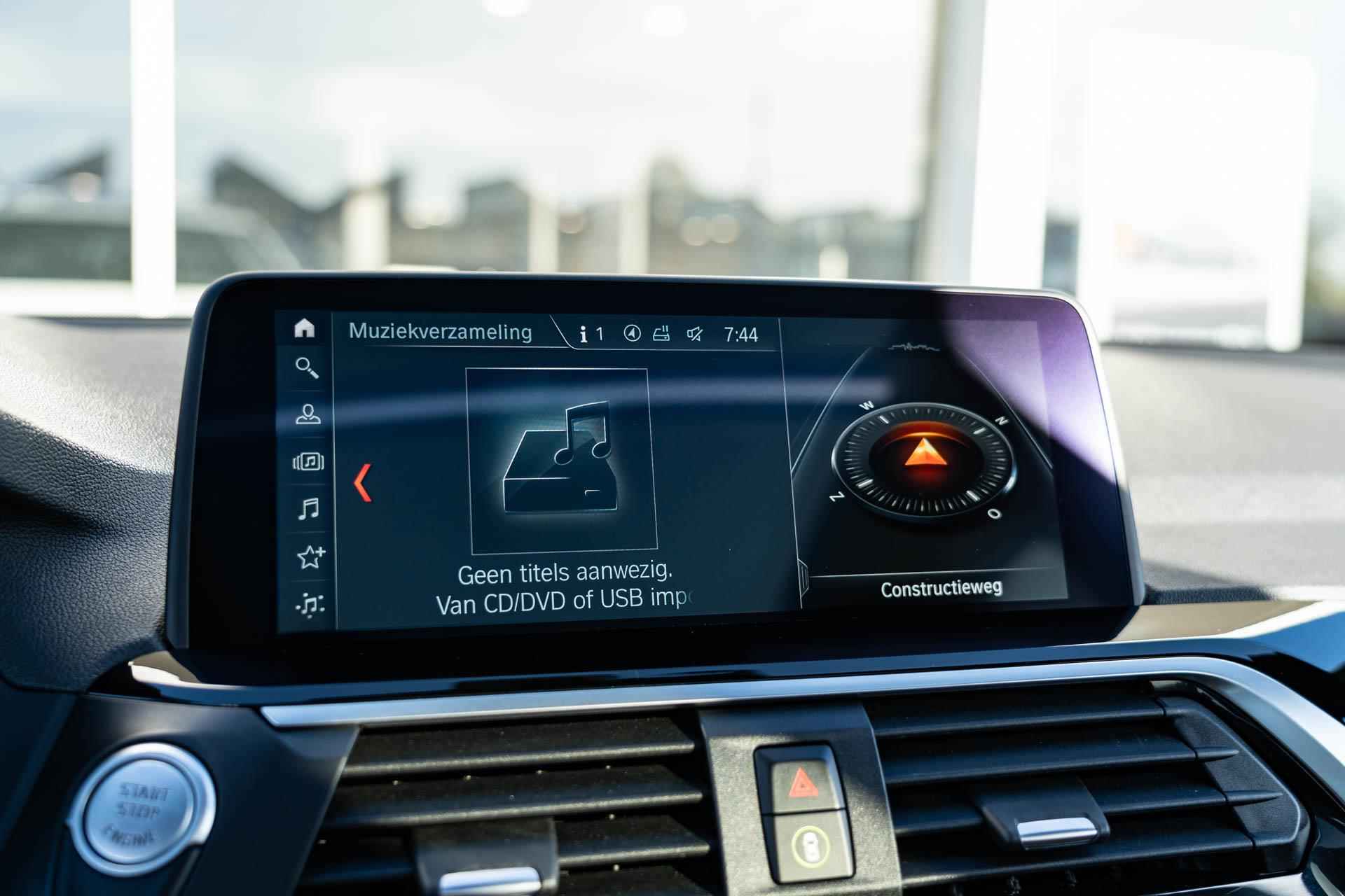 BMW X3 sDrive20i 170pk AUT Launch Edition High Executive | Panoramadak | Head-up Display | Navigatie - 44/56