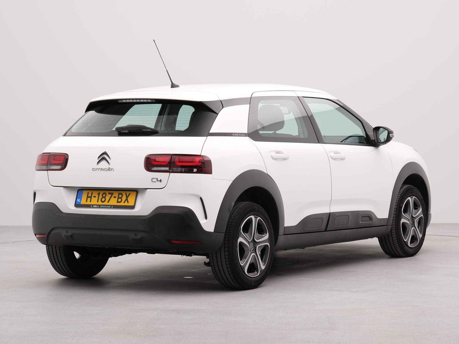 Citroën C4 Cactus 1.2 PureTech Feel | Navigatie by App | Airco | Bluetooth | Dab | Parkeersensoren achter | - 9/33