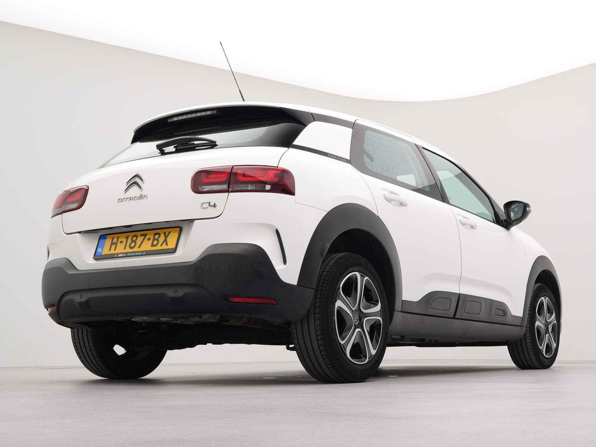 Citroën C4 Cactus 1.2 PureTech Feel | Navigatie by App | Airco | Bluetooth | Dab | Parkeersensoren achter | - 11/33