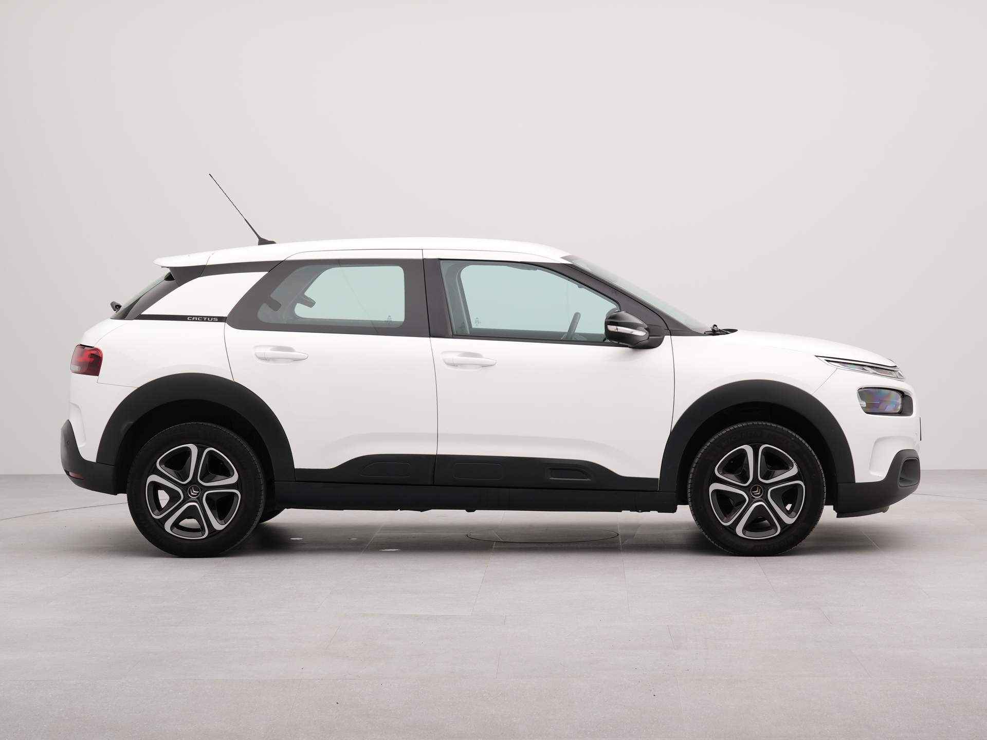 Citroën C4 Cactus 1.2 PureTech Feel | Navigatie by App | Airco | Bluetooth | Dab | Parkeersensoren achter | - 23/33