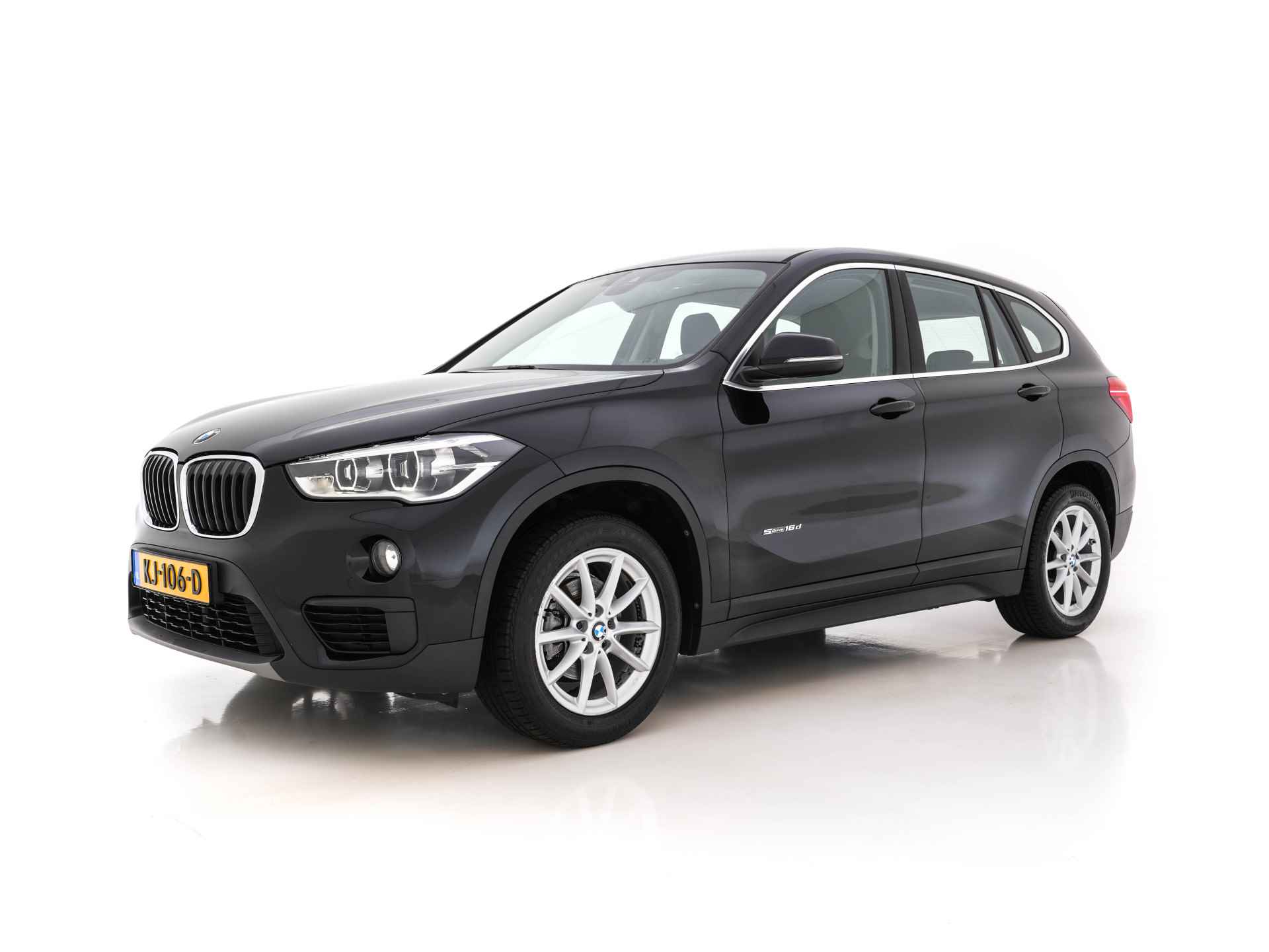 BMW X1 sDrive16d Centennial Executive *NAVI-FULLMAP | FULL-LED | ECC | PDC | CRUISE | TOWBAR | COMFORT-SEATS |  17''ALU * - 3/33