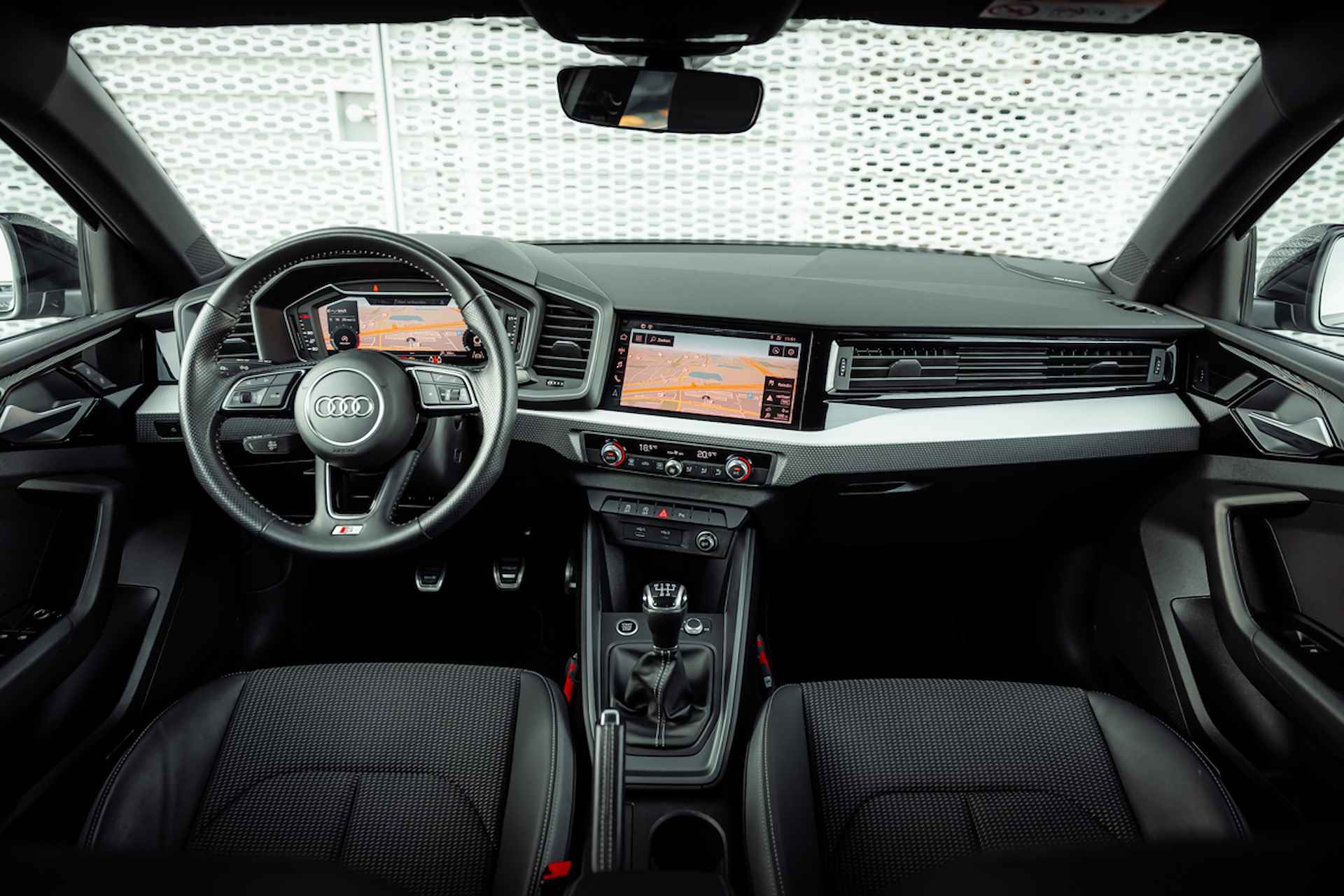 Audi A1 Sportback 25 TFSI 95pk Pro Line S | Virtual Cockpit | Navigatie | S-Line Exterieur & Interieur | Clima | Sportstoelen | 17" LMV - 17/32