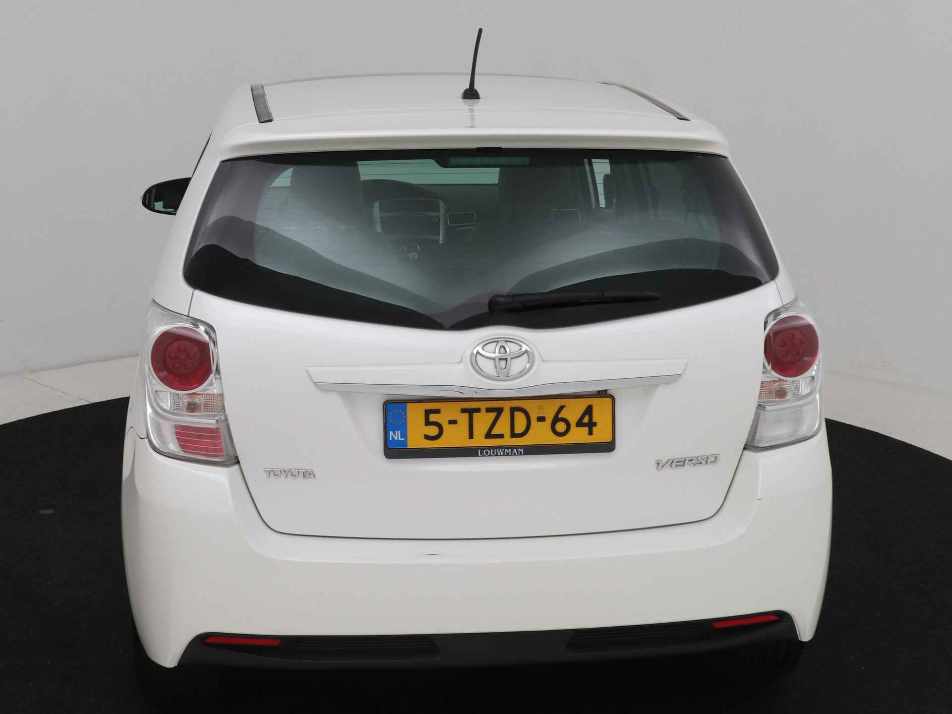 Toyota Verso 1.8 VVT-i Dynamic Business 7p. | Panoramadak | Navigatie | Climate Control | Stoelverwarming | - 30/48