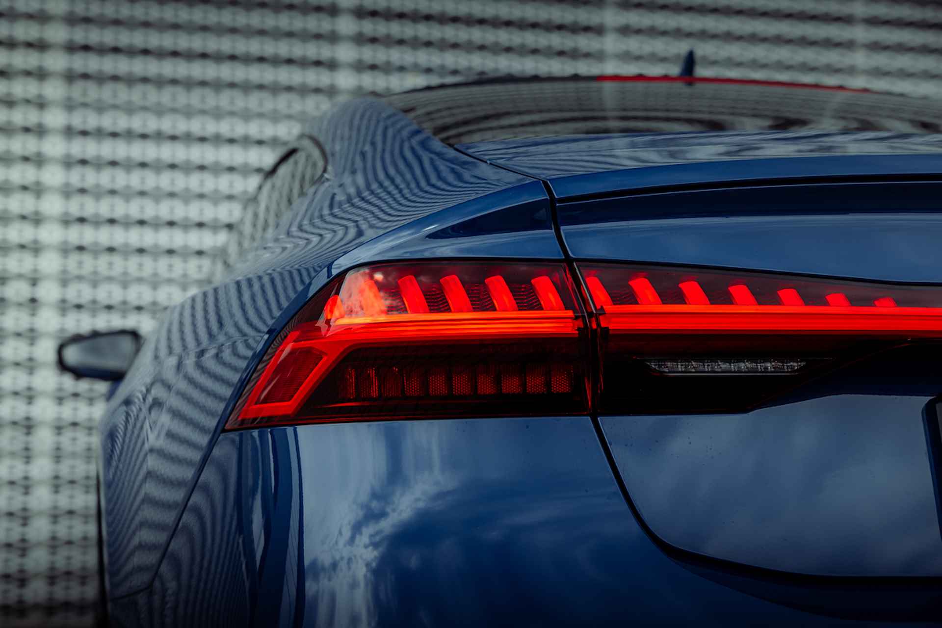 Audi A7 Sportback 55 TFSI e 367pk quattro S Line | Nieuw 120k | Head Up | Memory | Topview | Digitale TV | Matrix Laser | Servo | Homelink | Nachtzicht | Assistentiepakket plus | 20" LM velgen - 14/38