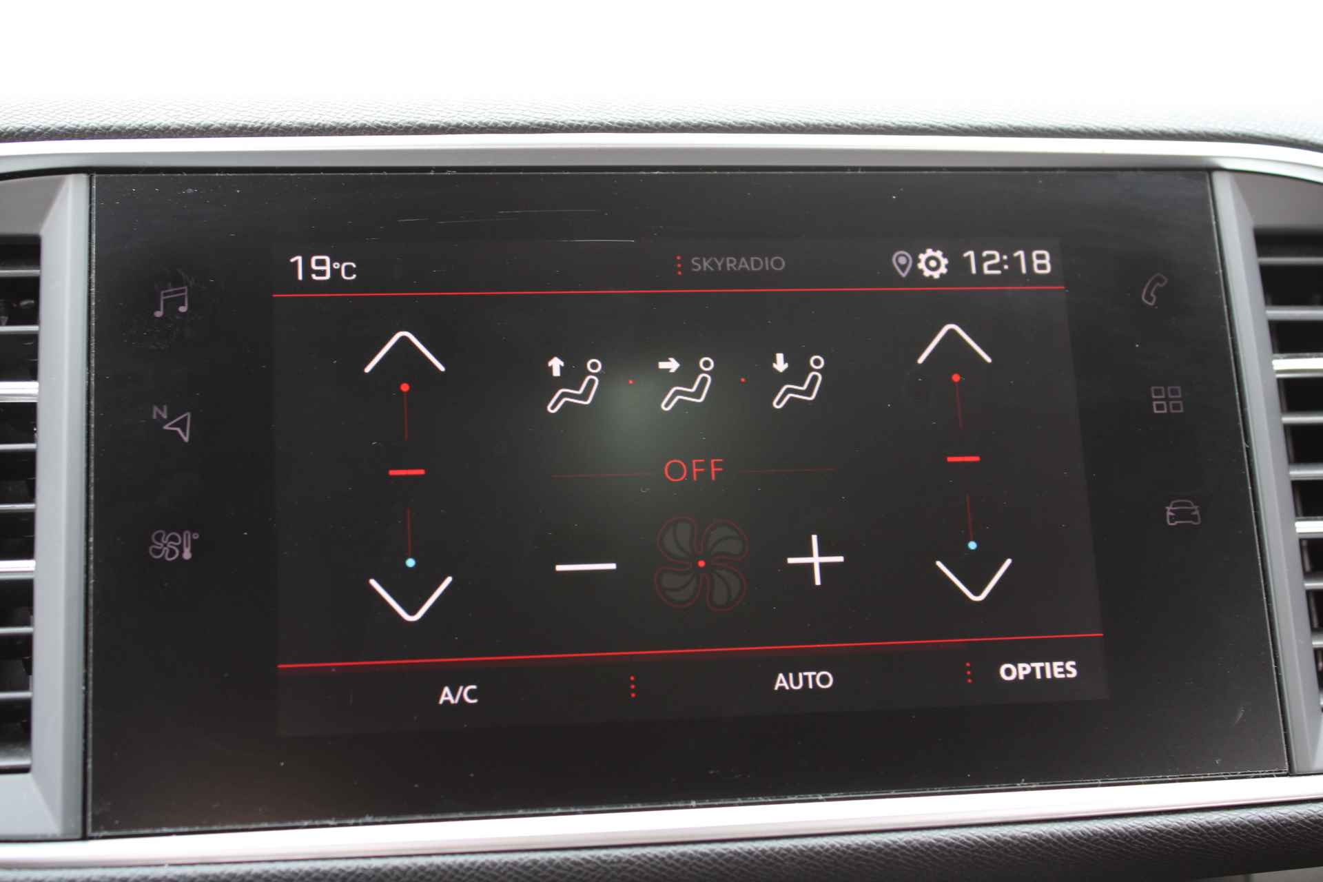 Peugeot 308 1.2 130pk AUTOMAAT GT-Line PANODAK | FULL-LED | NAVI BY APP | KEYLESS | STOELVERW. | CLIMA | PDC V+A | CRUISE | - 28/36