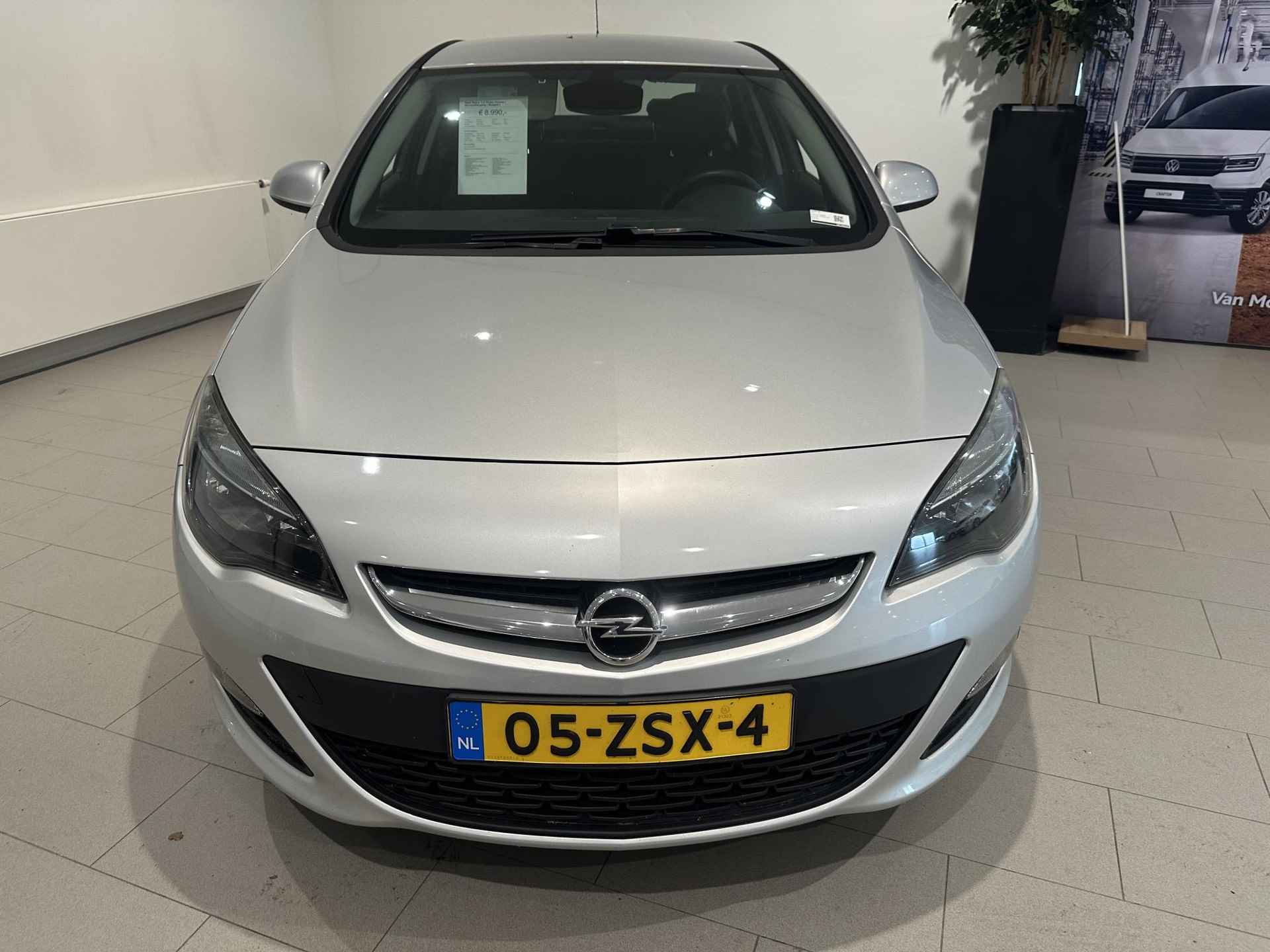 Opel Astra 1.4 Turbo Cosmo | Airconditioning | Budget | - 3/12