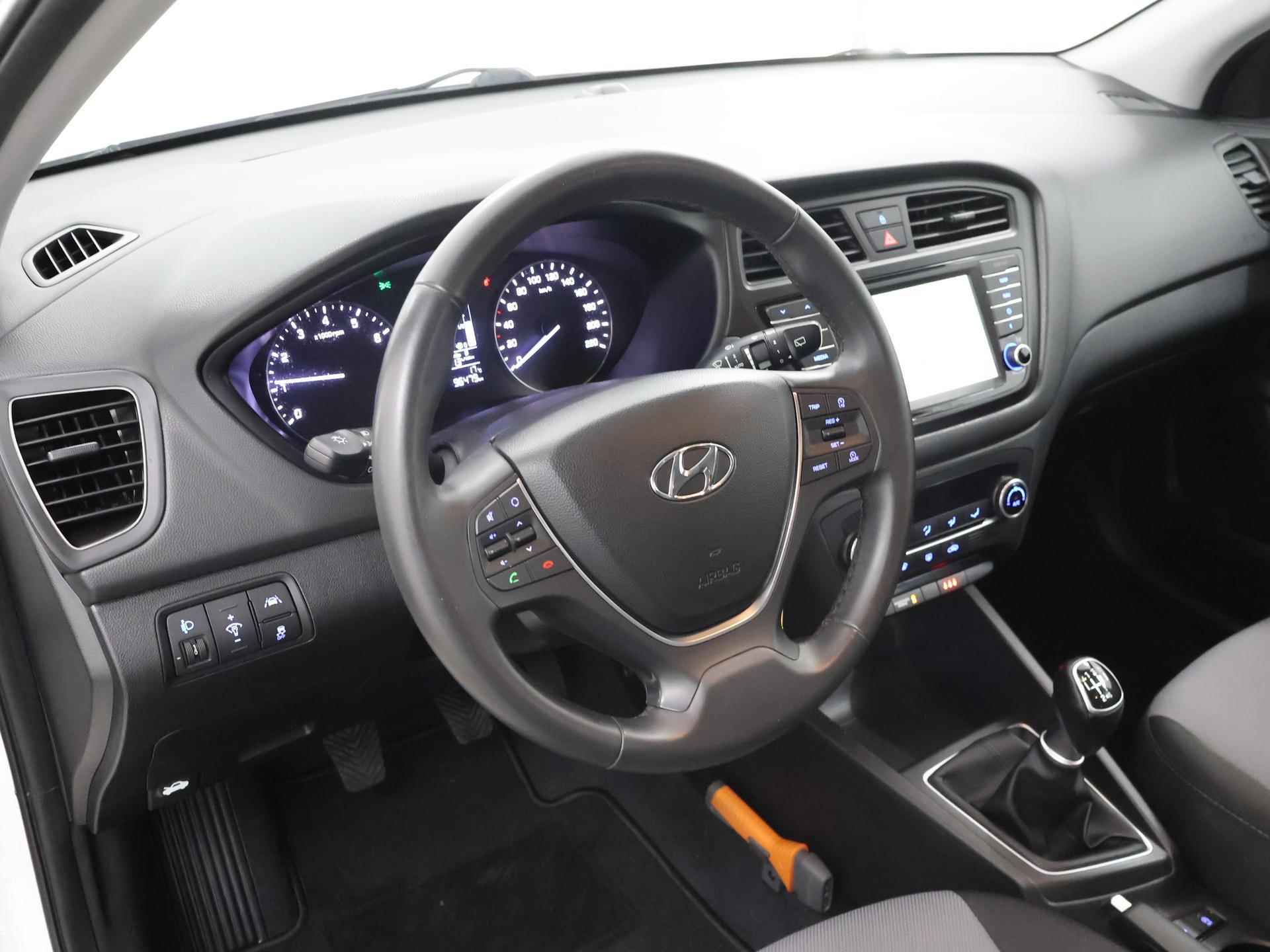 Hyundai i20 1.0 T-GDI Comfort | Navigatie | Parkeercamera | Climate Control | Cruise Control | - 8/39