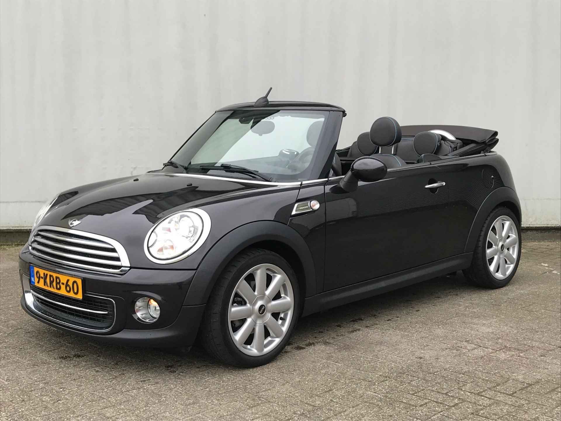 MINI Cabrio 1.6 Cooper 123PK Chili Highgate! Leder / Navi / Stl.vw - 2/24