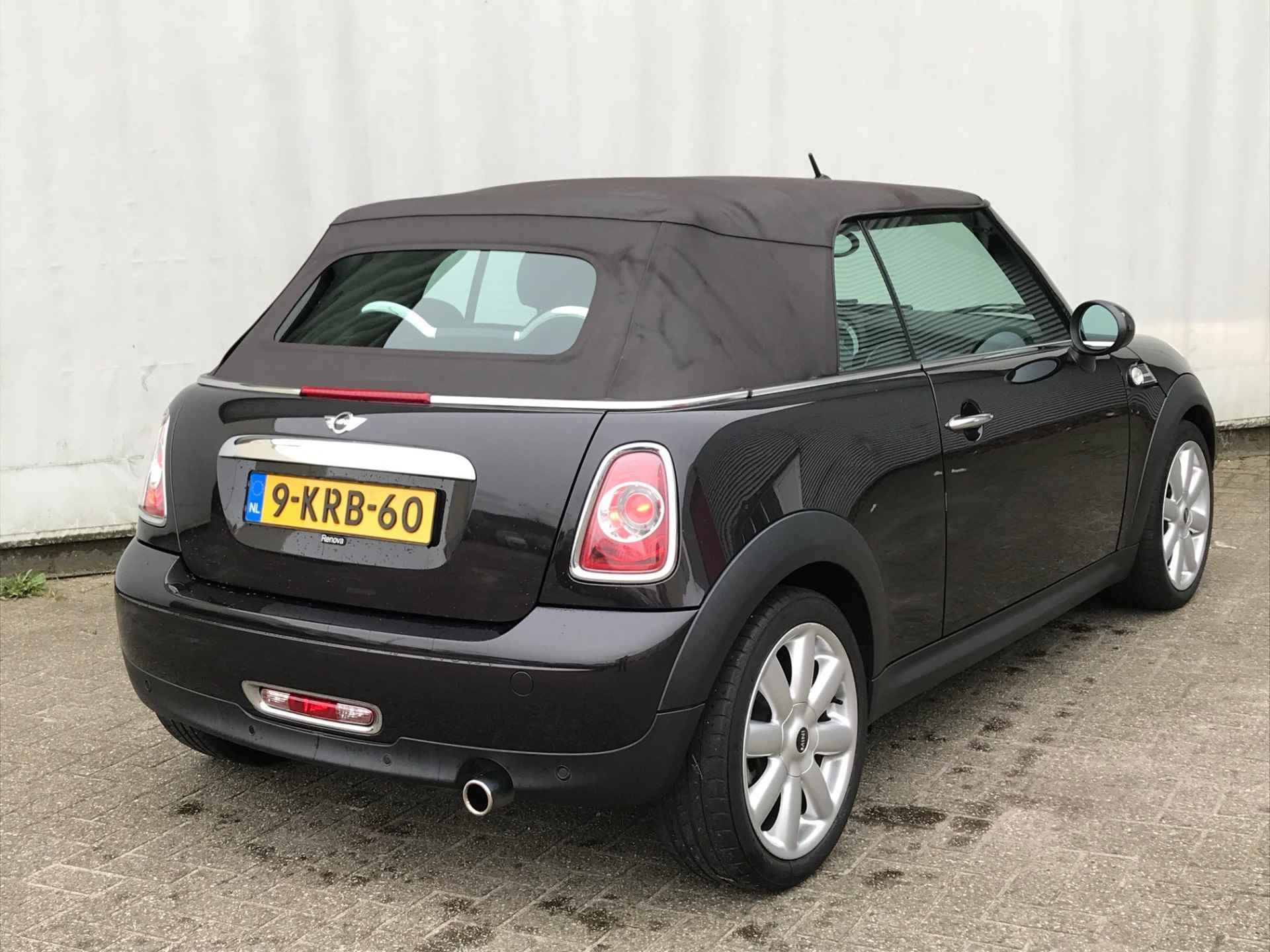 MINI Cabrio 1.6 Cooper 123PK Chili Highgate! Leder / Navi / Stl.vw - 12/24