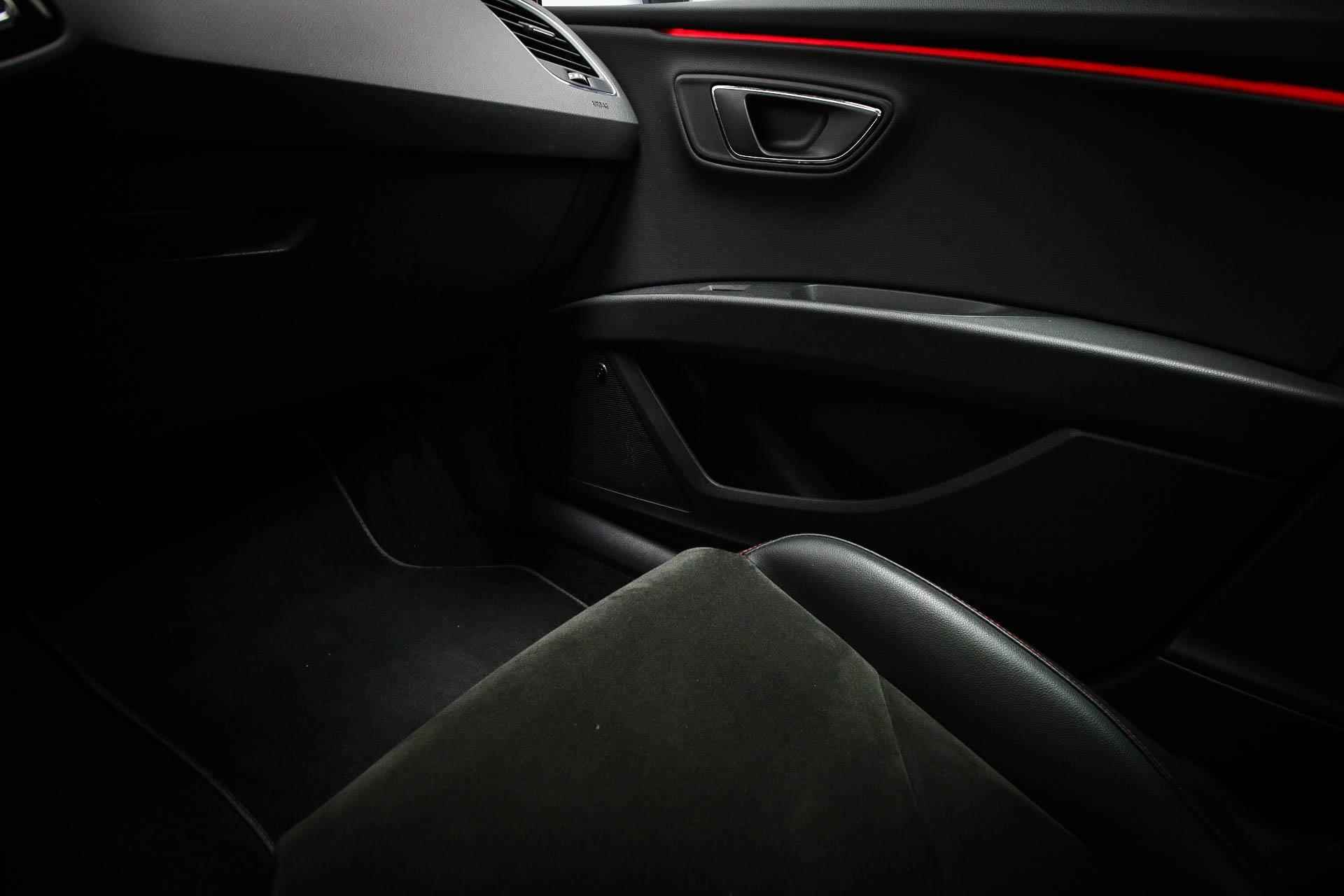 SEAT Leon ST 1.5 TSI FR Ultimate Edition | VIRTUAL COCKPIT | PANORAMADAK | HALF LEDER | BEATS DAB | CAMERA | DEALER ONDERHOUDEN - 35/60