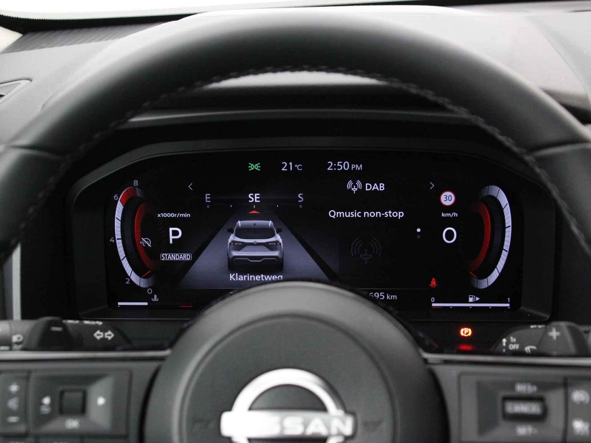 Nissan Qashqai 1.3 MHEV Xtronic N-Connecta Design Pack | Panoramadak | Apple Carplay/Adroid Auto | Adapt. Cruise Control | Dodehoek Detectie | 360° Camera | Rijklaarprijs! - 22/23