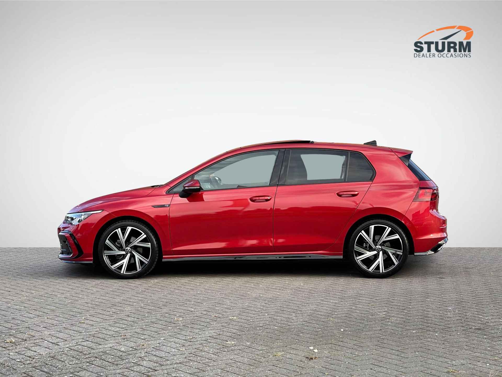 Volkswagen Golf 1.5 eTSI R-Line | Panoramadak | Harman/Kardon | Sportstoelen | Full-LED | Navigatie | Apple Carplay/Android Auto | Dodehoek | Park. Assist | Rijklaarprijs! - 7/33