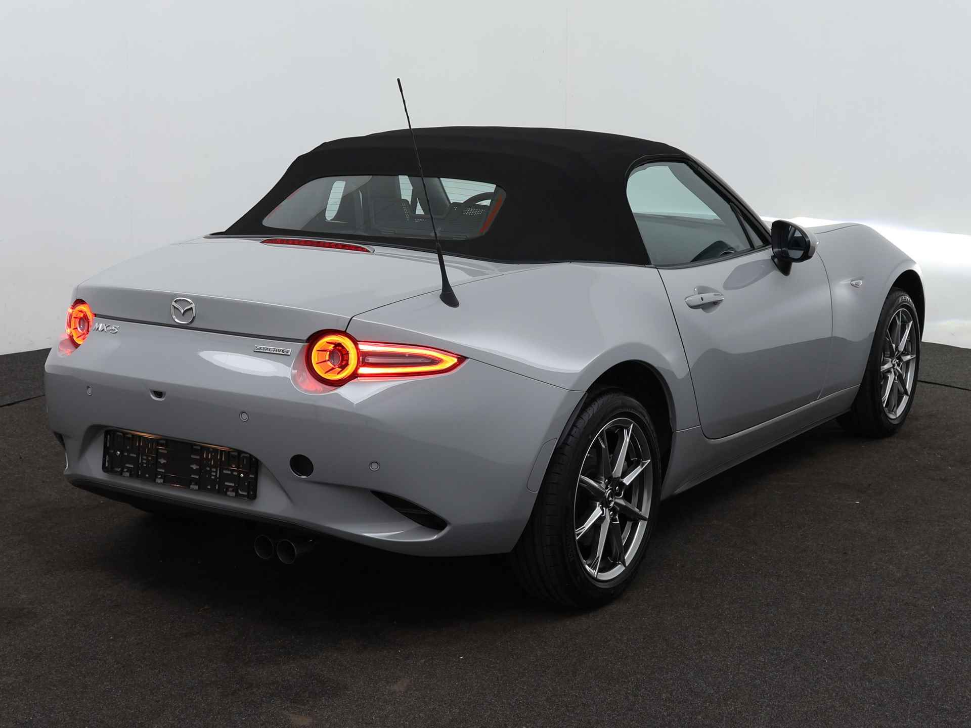 Mazda MX-5 1.5 SkyActiv-G 132 Exclusive-Line | Incl. € 4.000,- instapvoordeel | Direct leverbaar in verschillende kleuren en uitvoeringen - 13/41