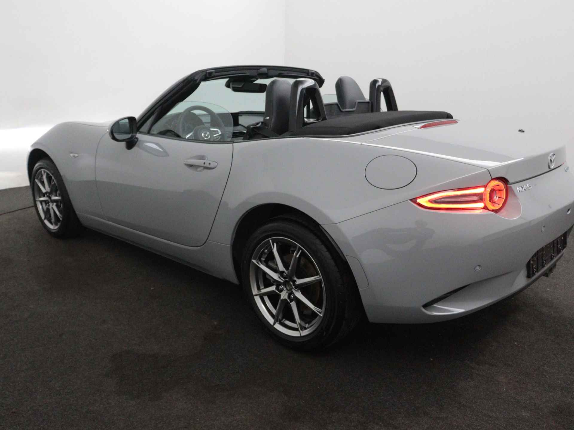 Mazda MX-5 1.5 SkyActiv-G 132 Exclusive-Line | Incl. € 4.000,- instapvoordeel | Direct leverbaar in verschillende kleuren en uitvoeringen - 34/41