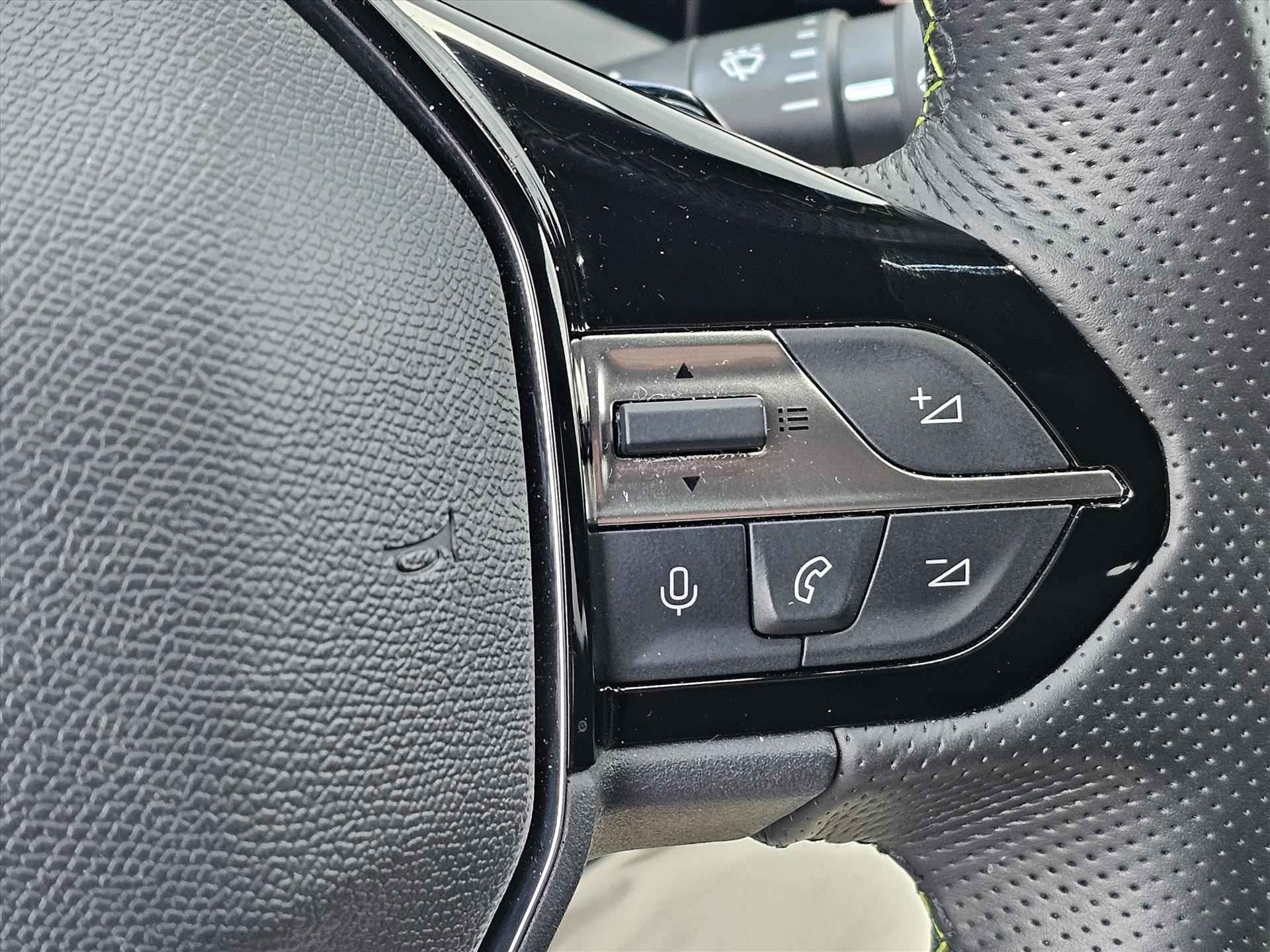 Peugeot 308 Sw 130pk GT Automaat | Navigatie | Parkeer camera | Apple Carplay & Android Auto - 17/49