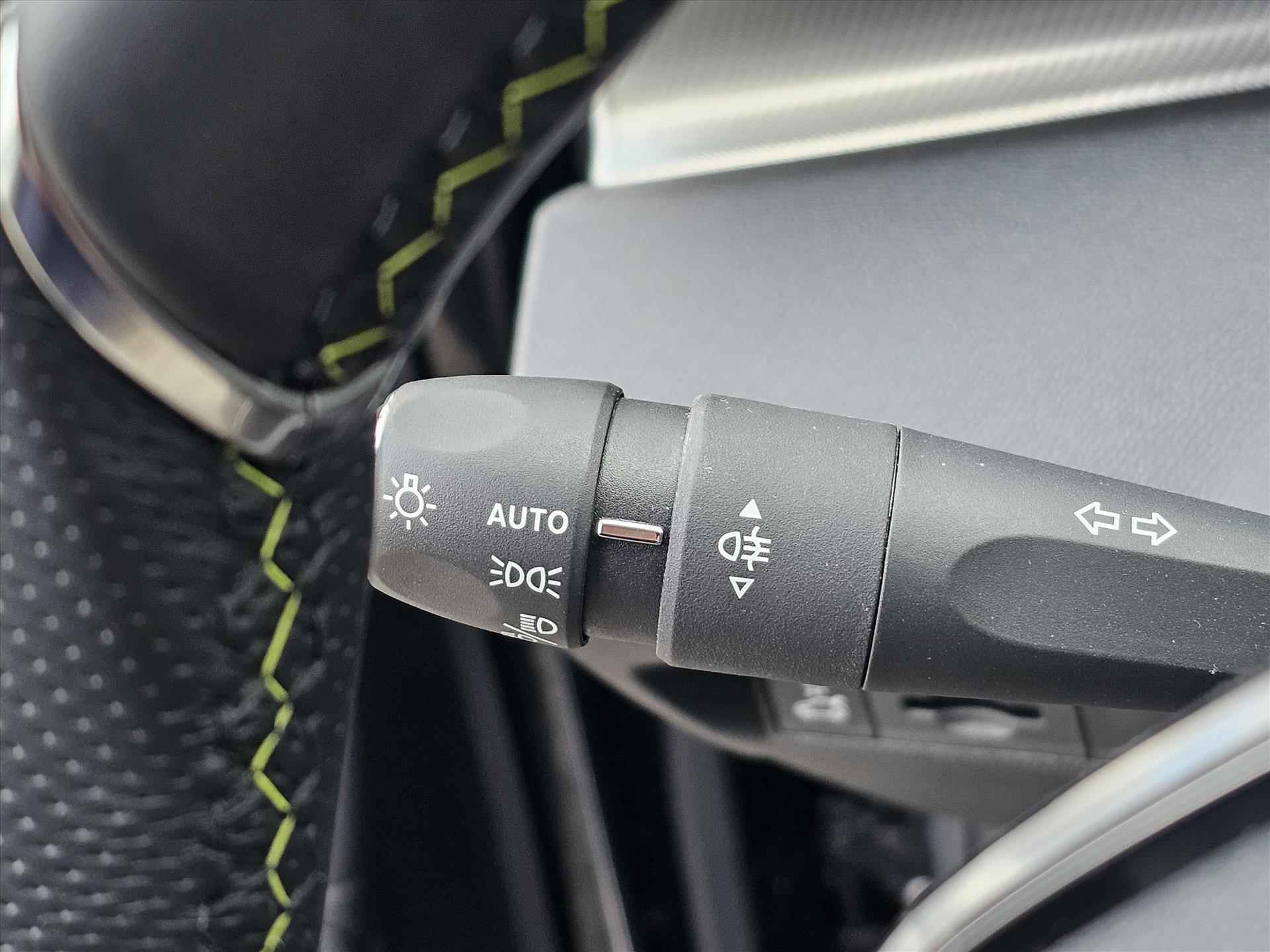 Peugeot 308 Sw 130pk GT Automaat | Navigatie | Parkeer camera | Apple Carplay & Android Auto - 18/49