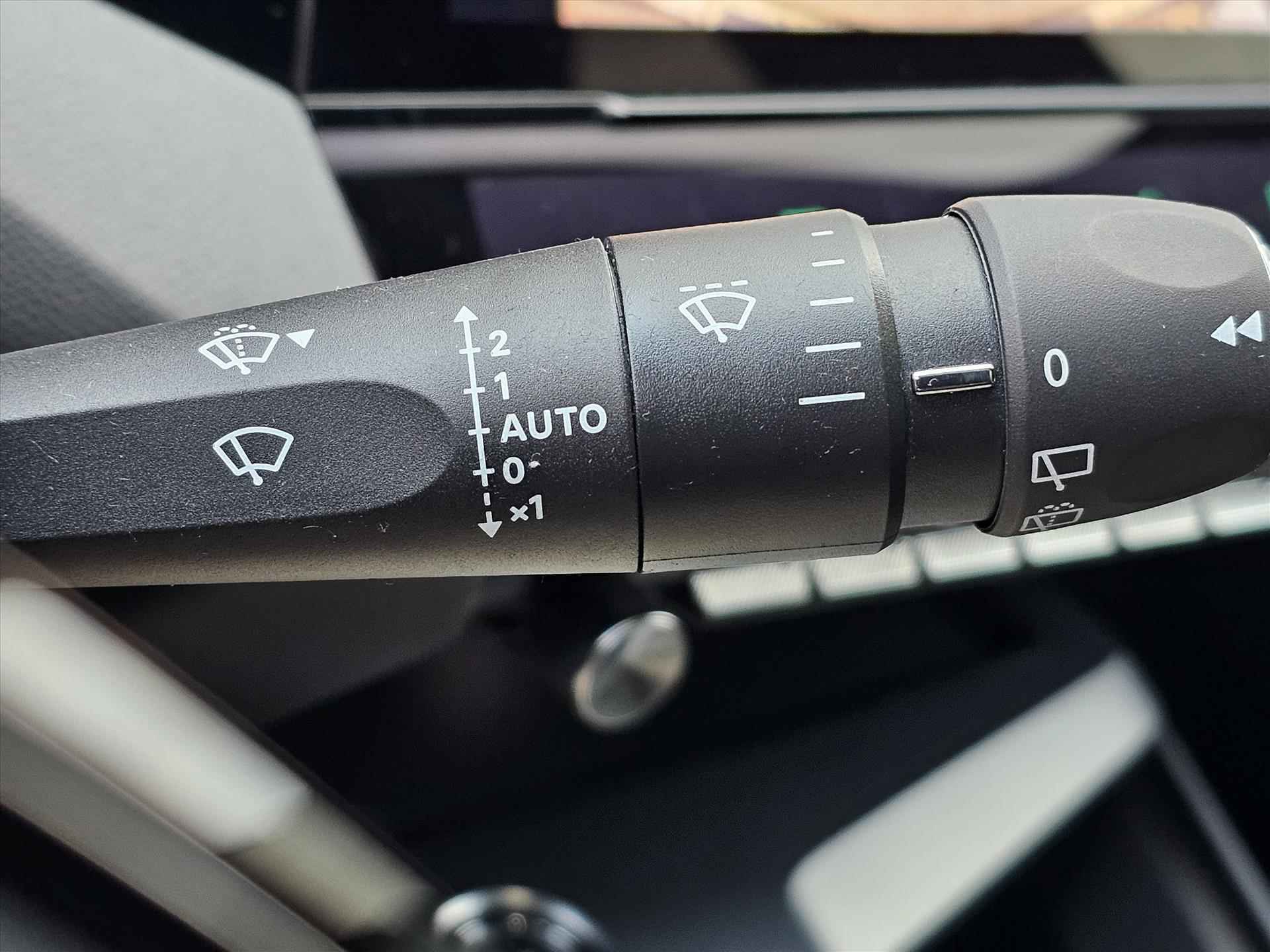 Peugeot 308 Sw 130pk GT Automaat | Navigatie | Parkeer camera | Apple Carplay & Android Auto - 19/49