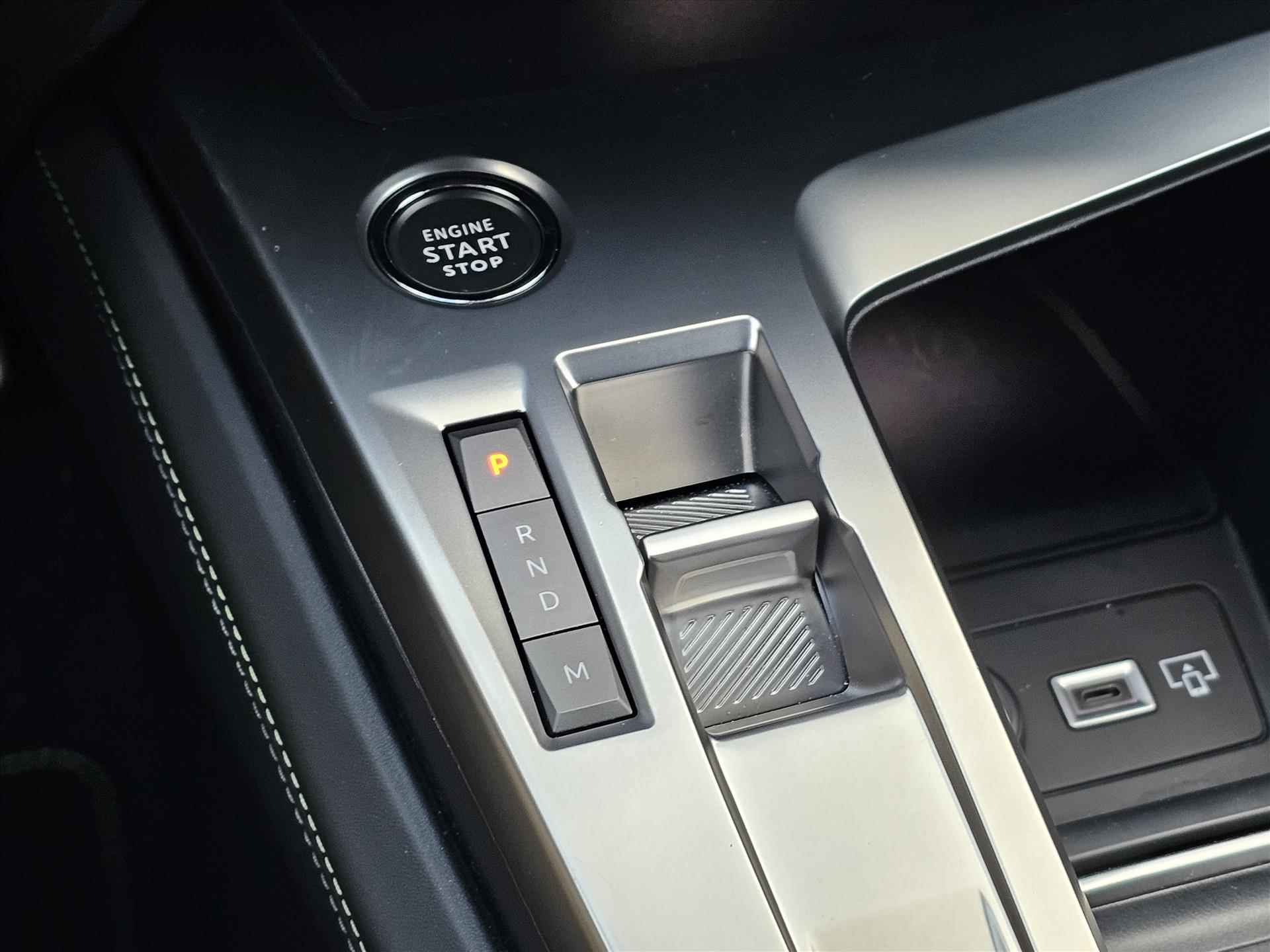 Peugeot 308 Sw 130pk GT Automaat | Navigatie | Parkeer camera | Apple Carplay & Android Auto - 26/49