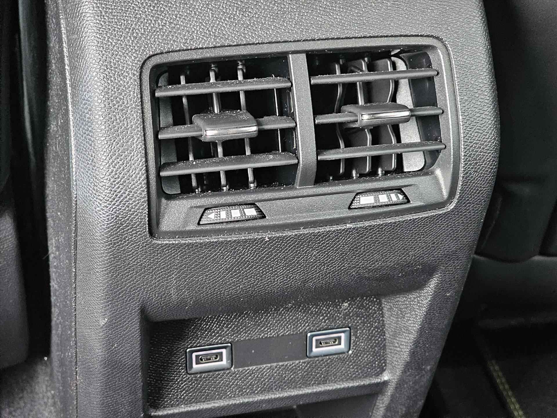 Peugeot 308 Sw 130pk GT Automaat | Navigatie | Parkeer camera | Apple Carplay & Android Auto - 28/49
