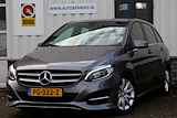 Mercedes-Benz B-Klasse 180 Ambition Automaat*NL-Auto*Perfect Onderh.*Trekhaak/Sportstoelen/Stoelverw./Camera/LED/Navi/Sfeer/Climate-Control/Cruise-Cont