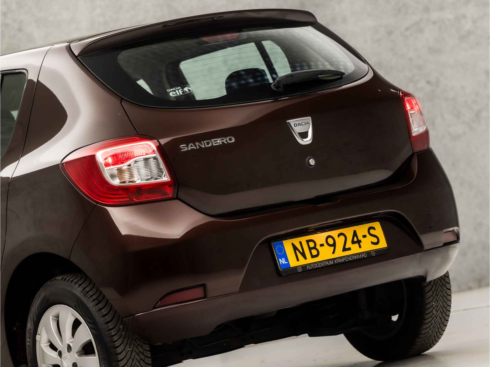 Dacia Sandero 0.9 TCe Sport Design (AIRCO, LM VELGEN, ELEK RAMEN, SPORTSTOELEN, BLUETOOTH, START/STOP, NIEUWSTAAT) - 11/26