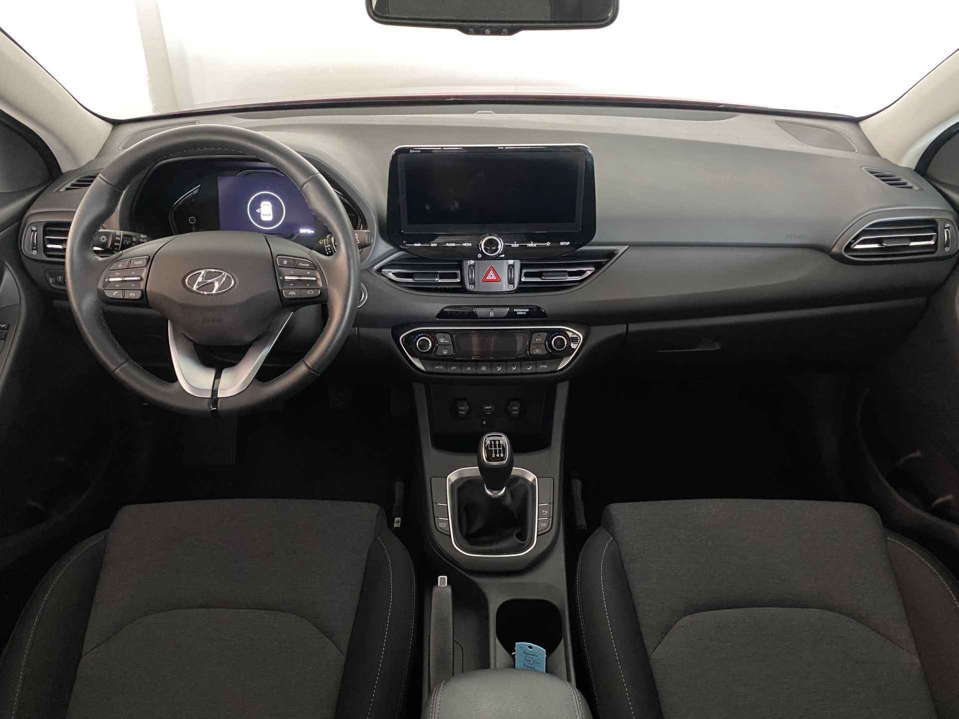 Hyundai i30 Wagon 1.0 T-GDi MHEV Comfort Smart | Of Private lease actie 549,- p.m. | - 8/24