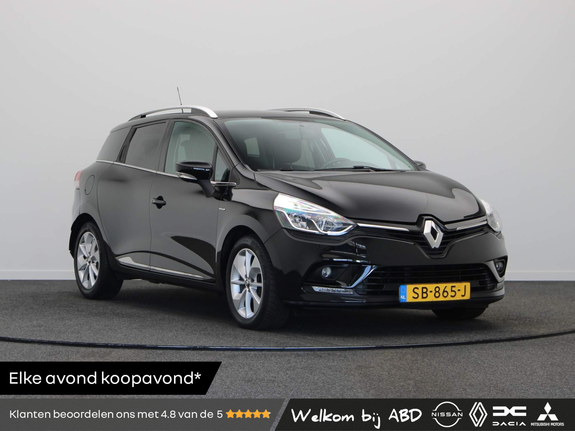 Renault Clio Estate dCi 90pk Ecoleader Limited | Navigatie | Parkeersensoren achter | lm velgen | Cruise control |