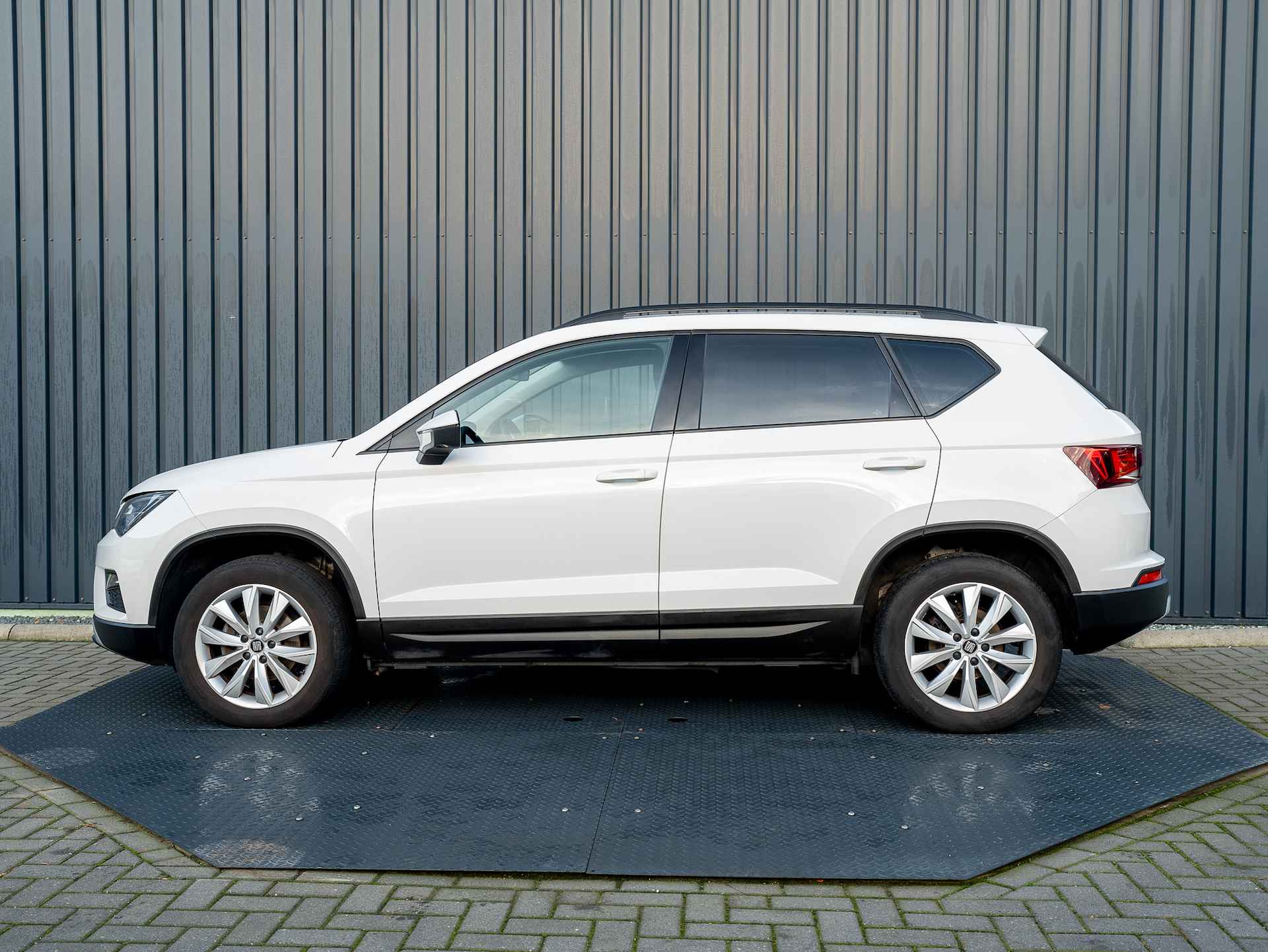 SEAT Ateca 1.5 TSI 150Pk Style Business Intense | Trekhaak | Virtual Cockpit | Apple Carplay/Android Auto | Prijs Rijklaar!! - 4/46