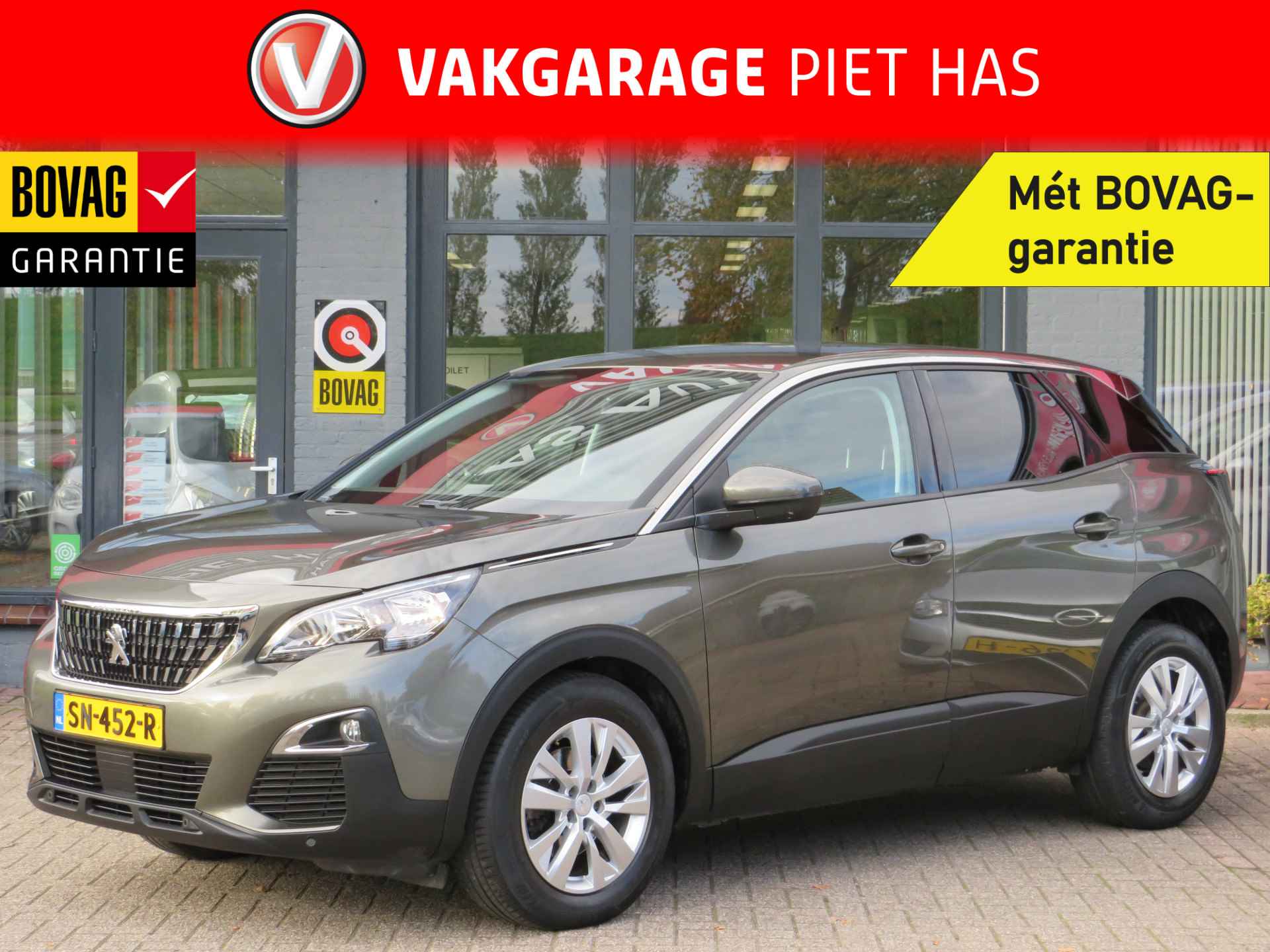 Peugeot 3008 1.2 PureTech Executive Automaat! | Clima-Airco | Navigatie | Trekhaak | Incl. BOVAG Garantie | Parkeersensoren | 1ste Eigenaar | - 1/38