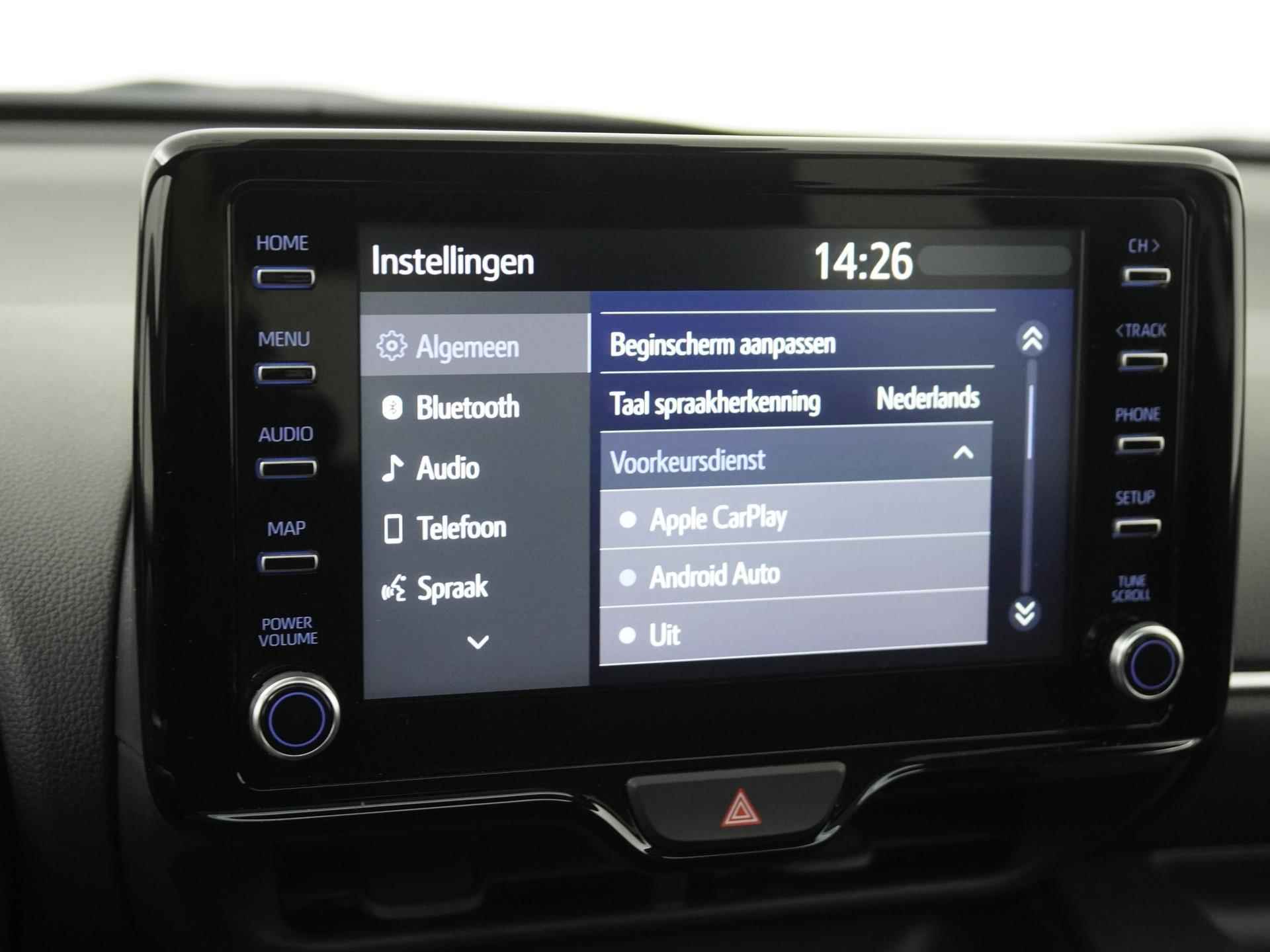 Toyota Yaris 1.5 Hybrid Bi-Tone | Panoramadak | Head Up | Zondag Open! - 15/36