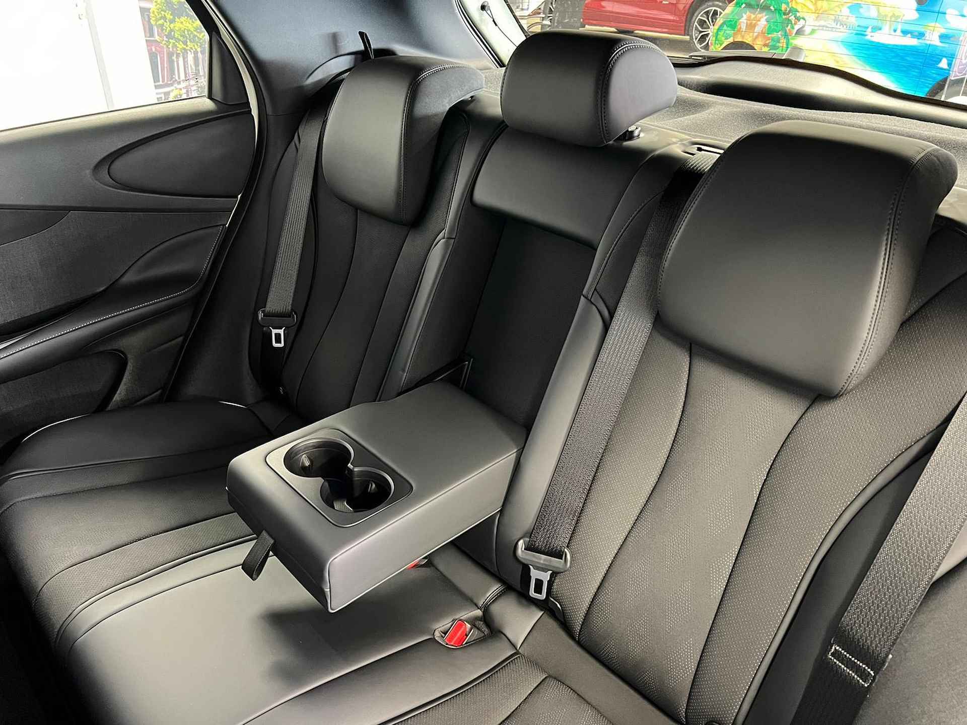 BYD DOLPHIN Comfort 60 kWh WARMTEPOMP | ELEKTRISCHE STOELEN | STOELVERWARMING | 360 CAMERA | NAVIGATIE | CARPLAY & ANDROID AUTO DRAADLOOS - 15/29