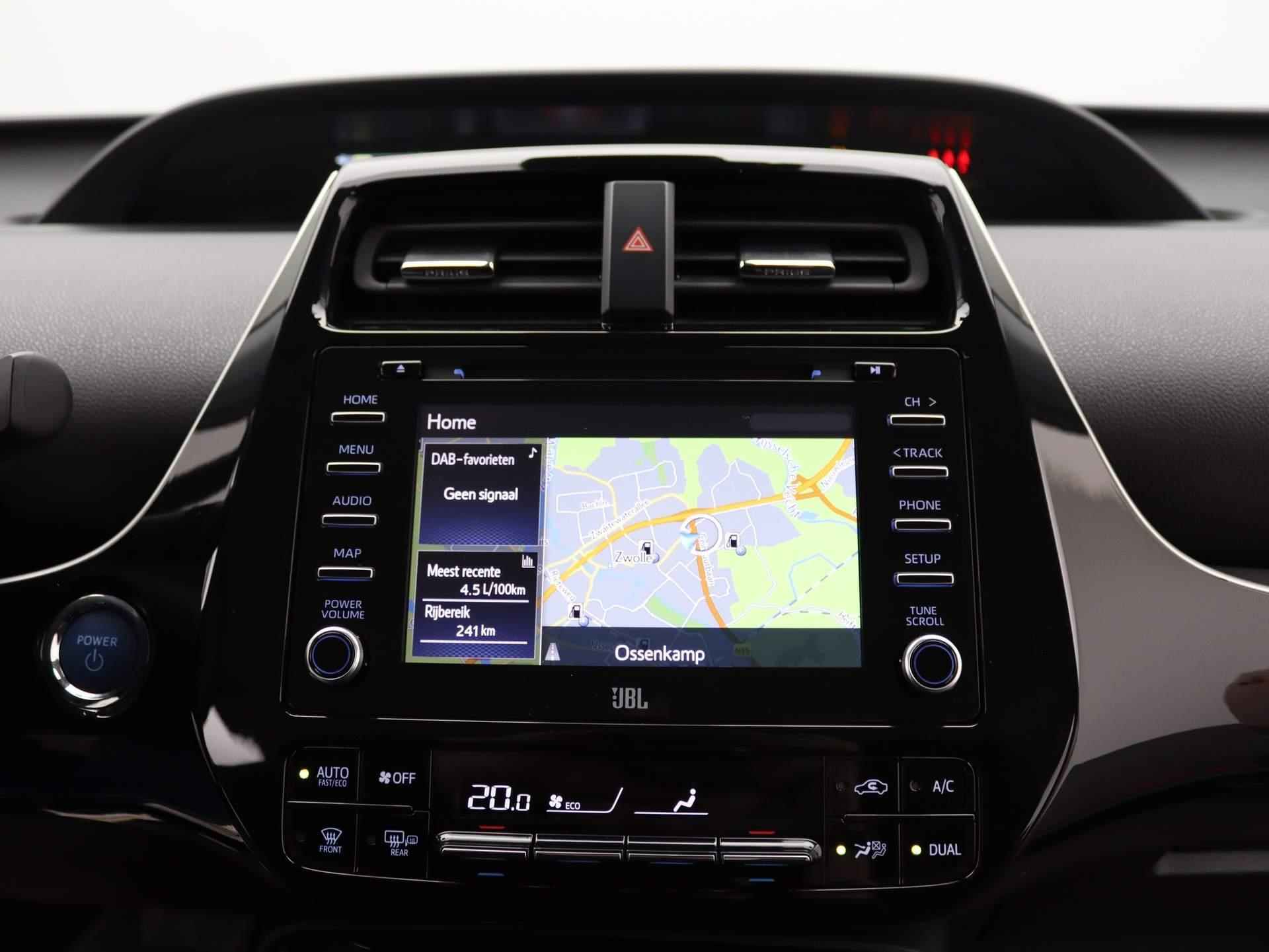 Toyota Prius 1.8 Executive Automaat | Airco | Navigatie | Achteruitkijkcamera | Cruise Control | - 9/45