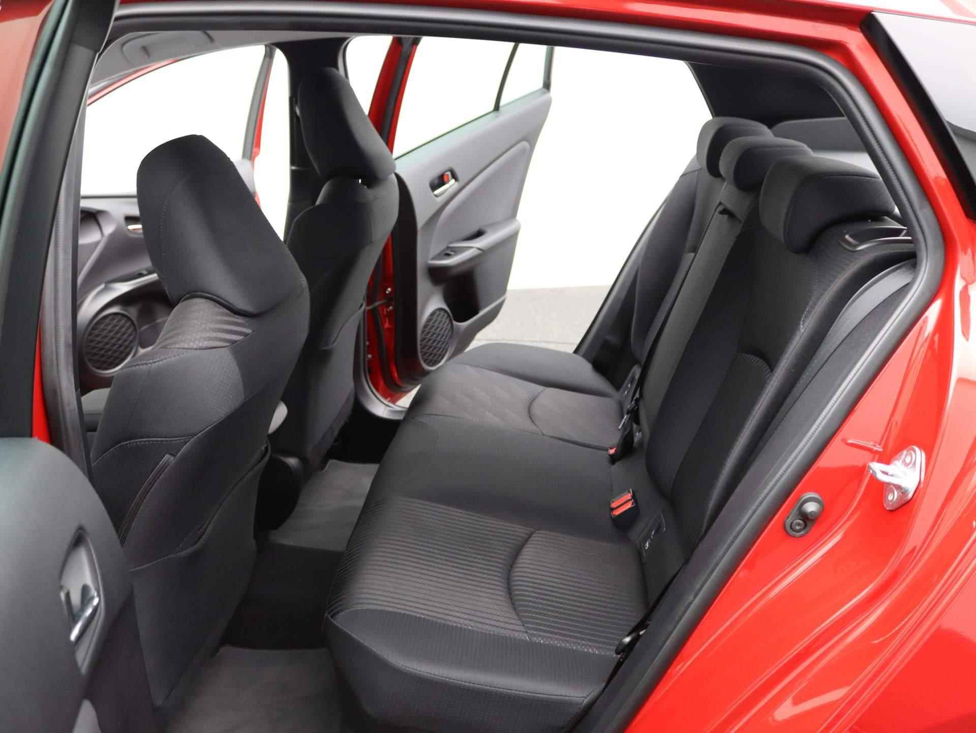 Toyota Prius 1.8 Executive Automaat | Airco | Navigatie | Achteruitkijkcamera | Cruise Control | - 12/45