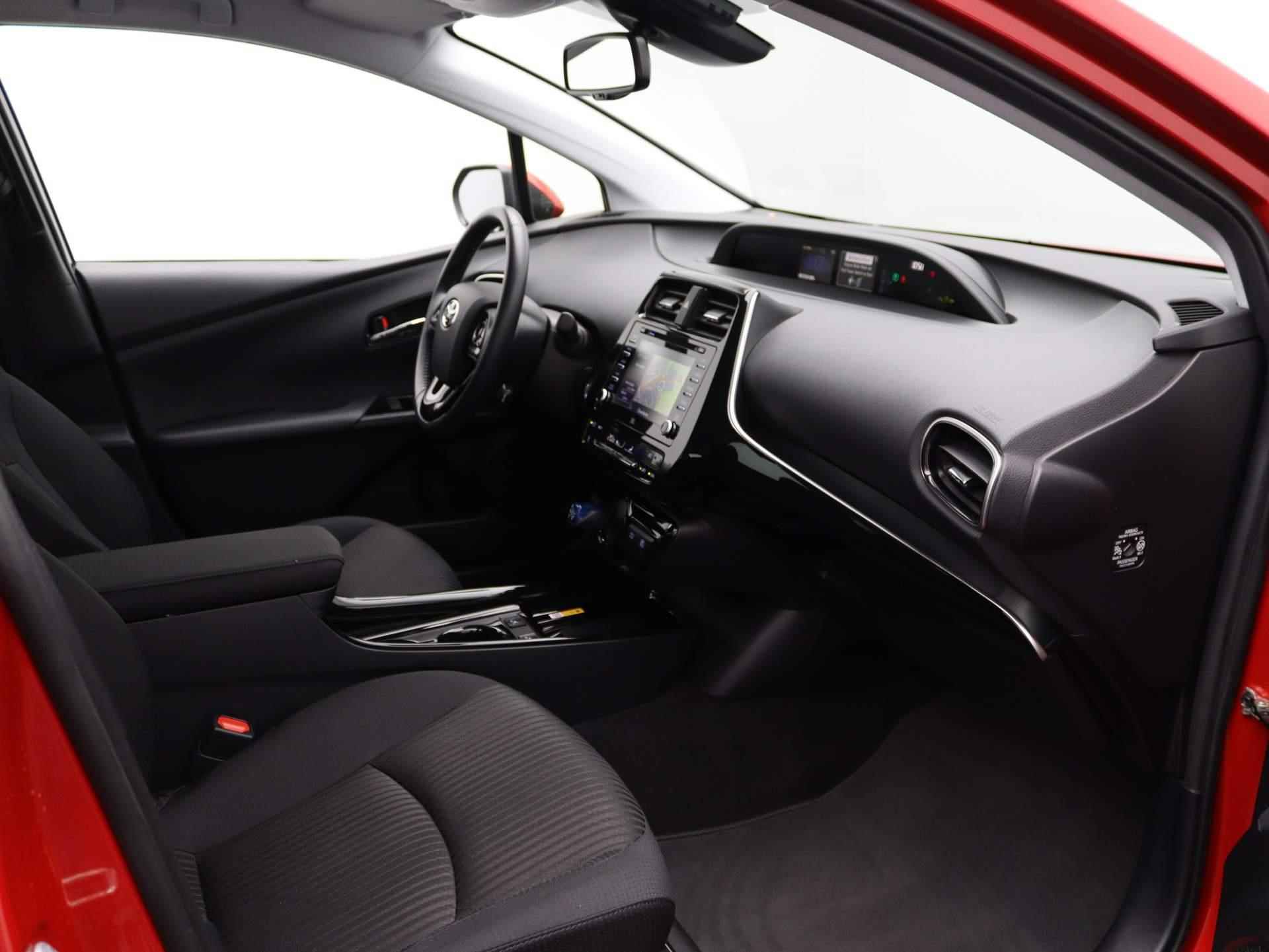 Toyota Prius 1.8 Executive Automaat | Airco | Navigatie | Achteruitkijkcamera | Cruise Control | - 28/45